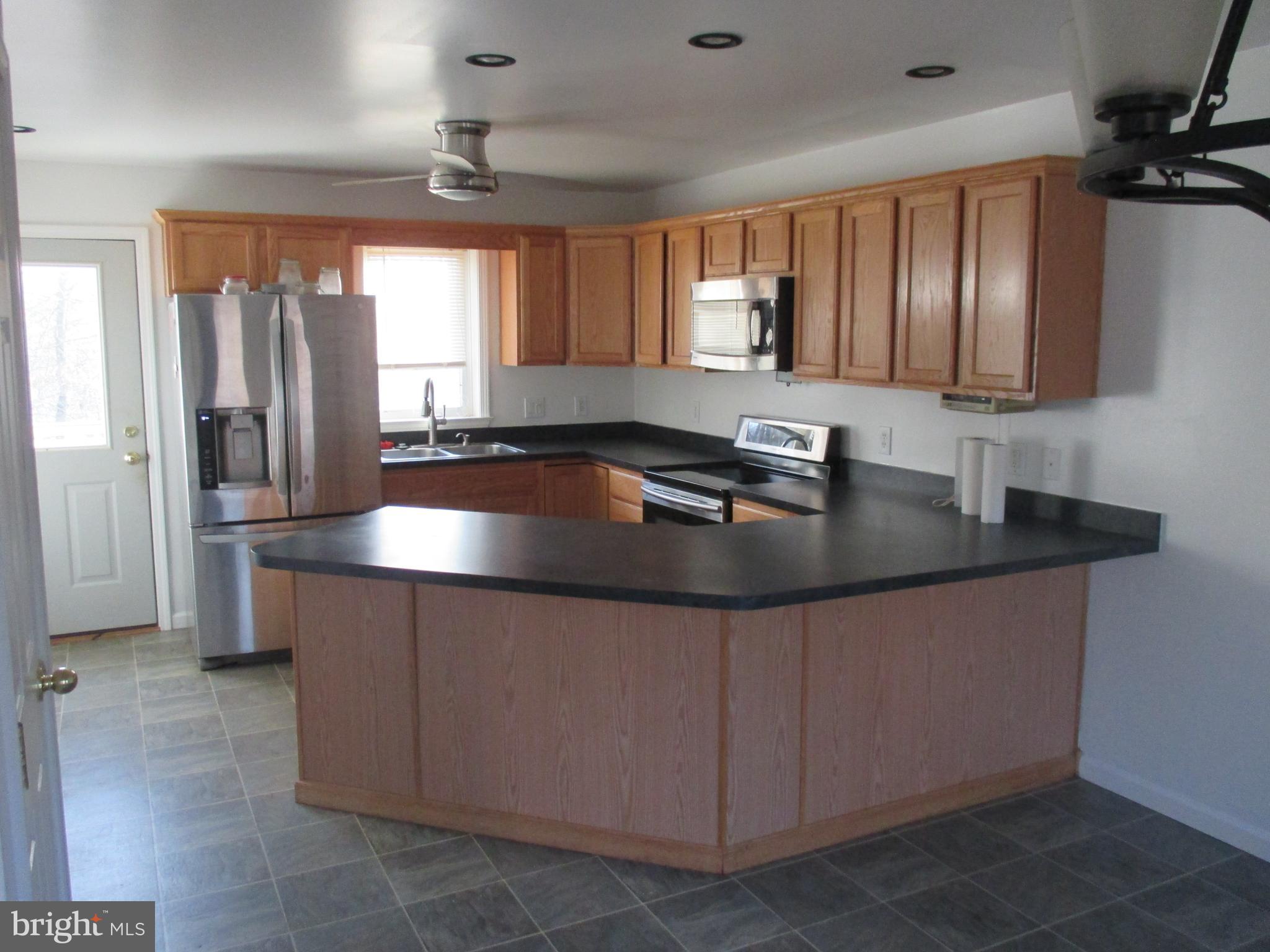 CACAPON MOUNTAIN RETREAT - Residential