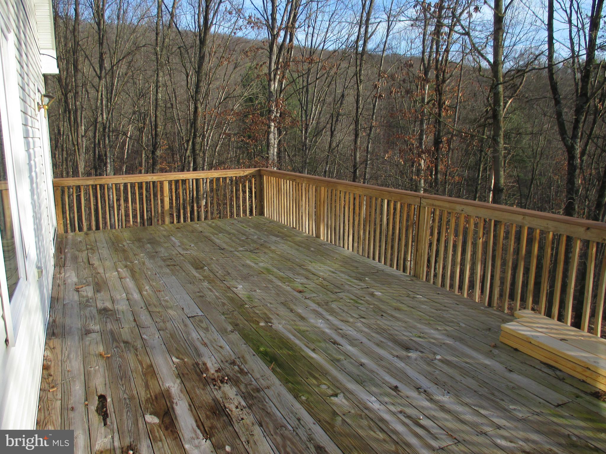 CACAPON MOUNTAIN RETREAT - Residential