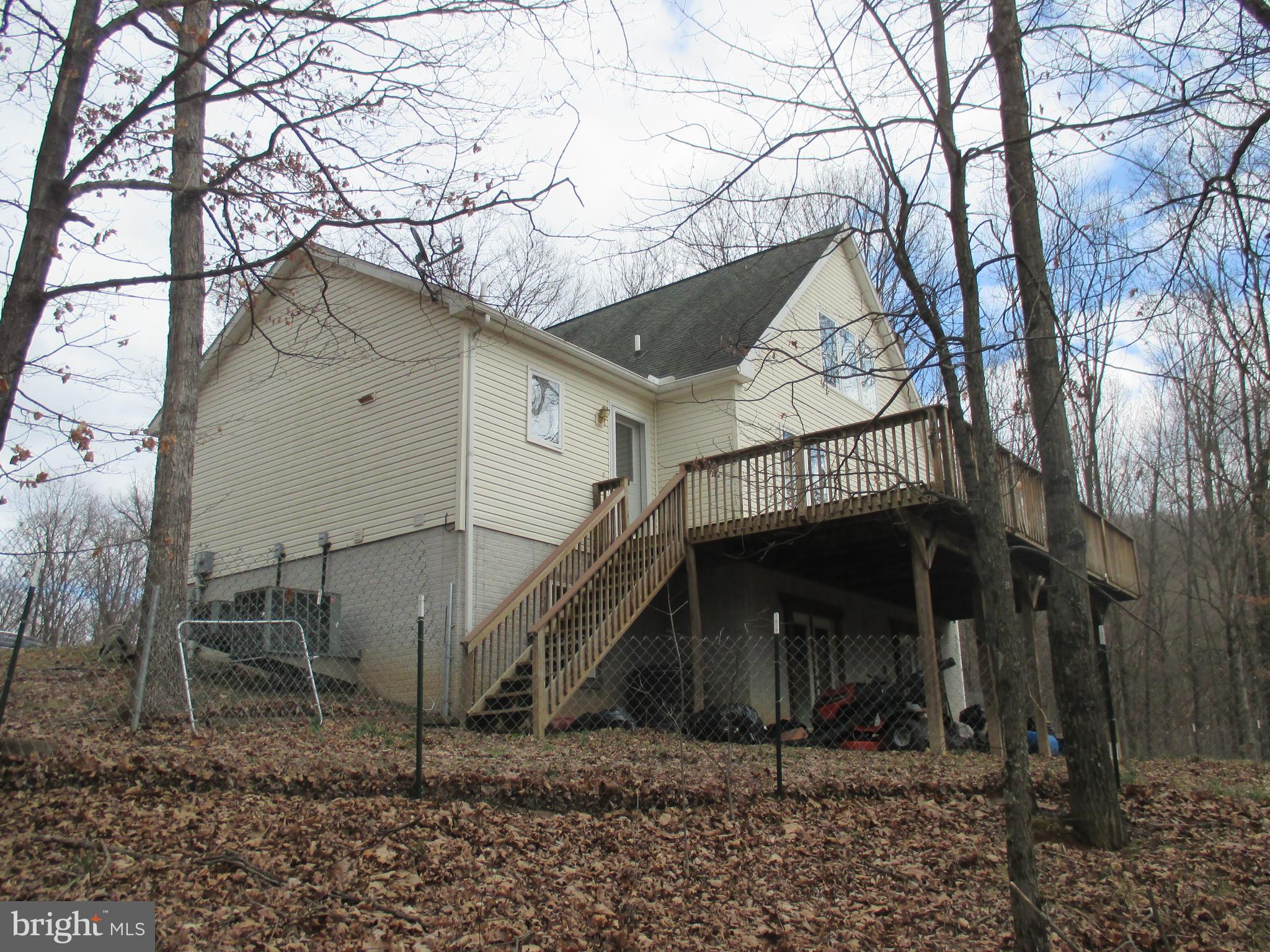 CACAPON MOUNTAIN RETREAT - Residential