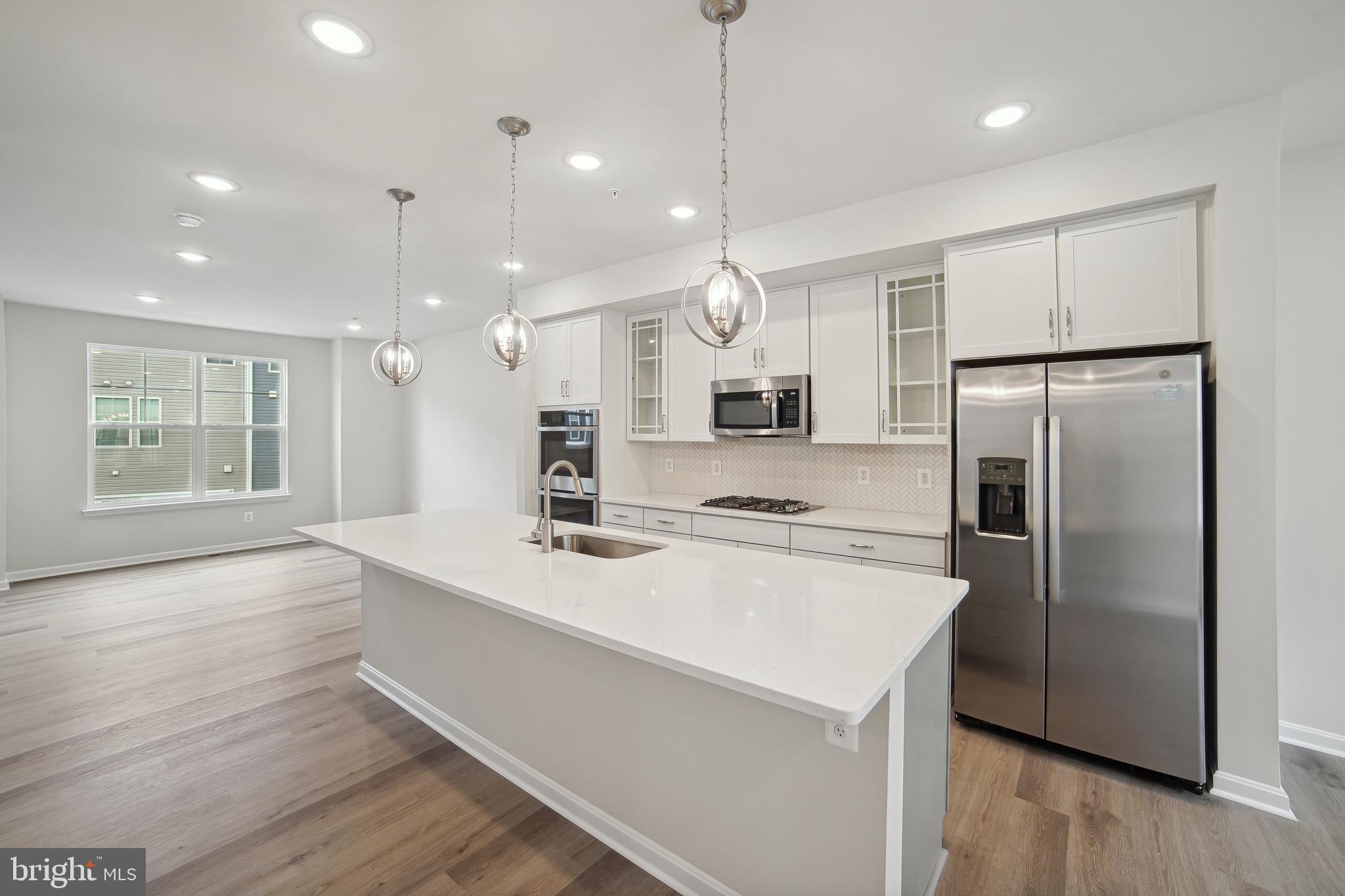 TOWNS AT MARKET COMMONS - Residential Lease