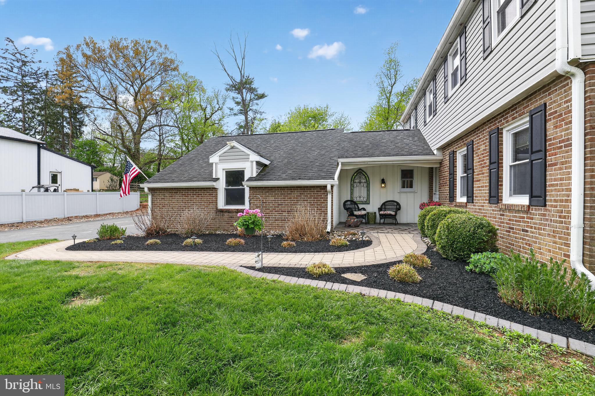 WESTTOWN COUNTRY - Residential