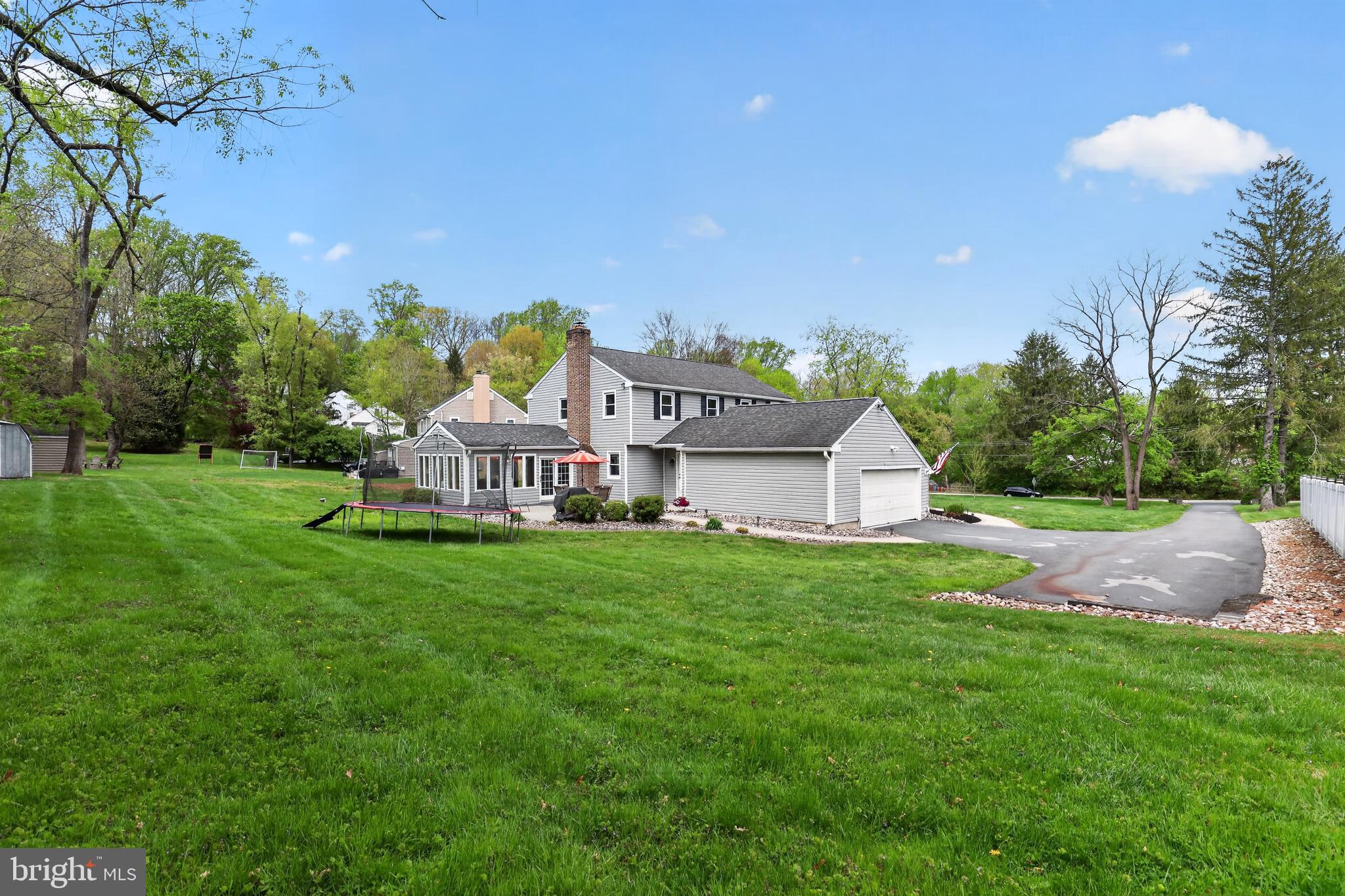 WESTTOWN COUNTRY - Residential