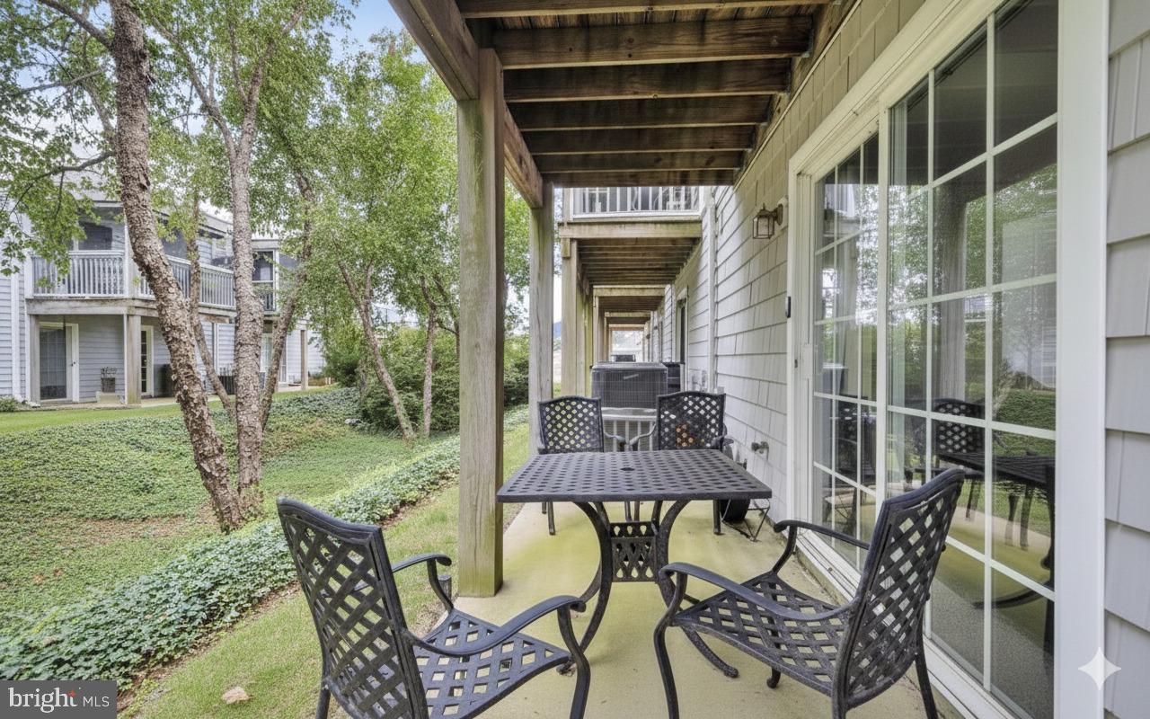 SEA COAST COURT - Residential