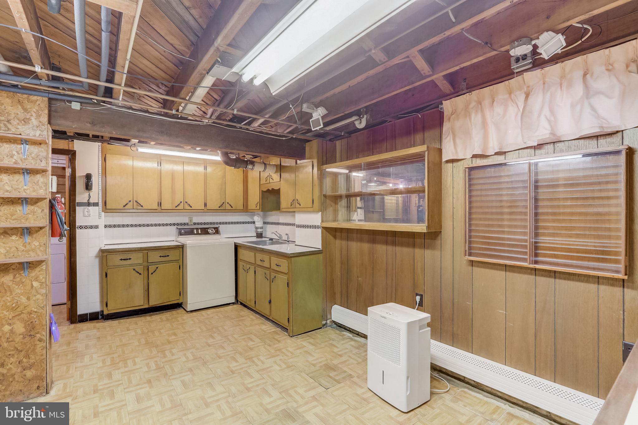 WASHINGTON HGTS - Residential