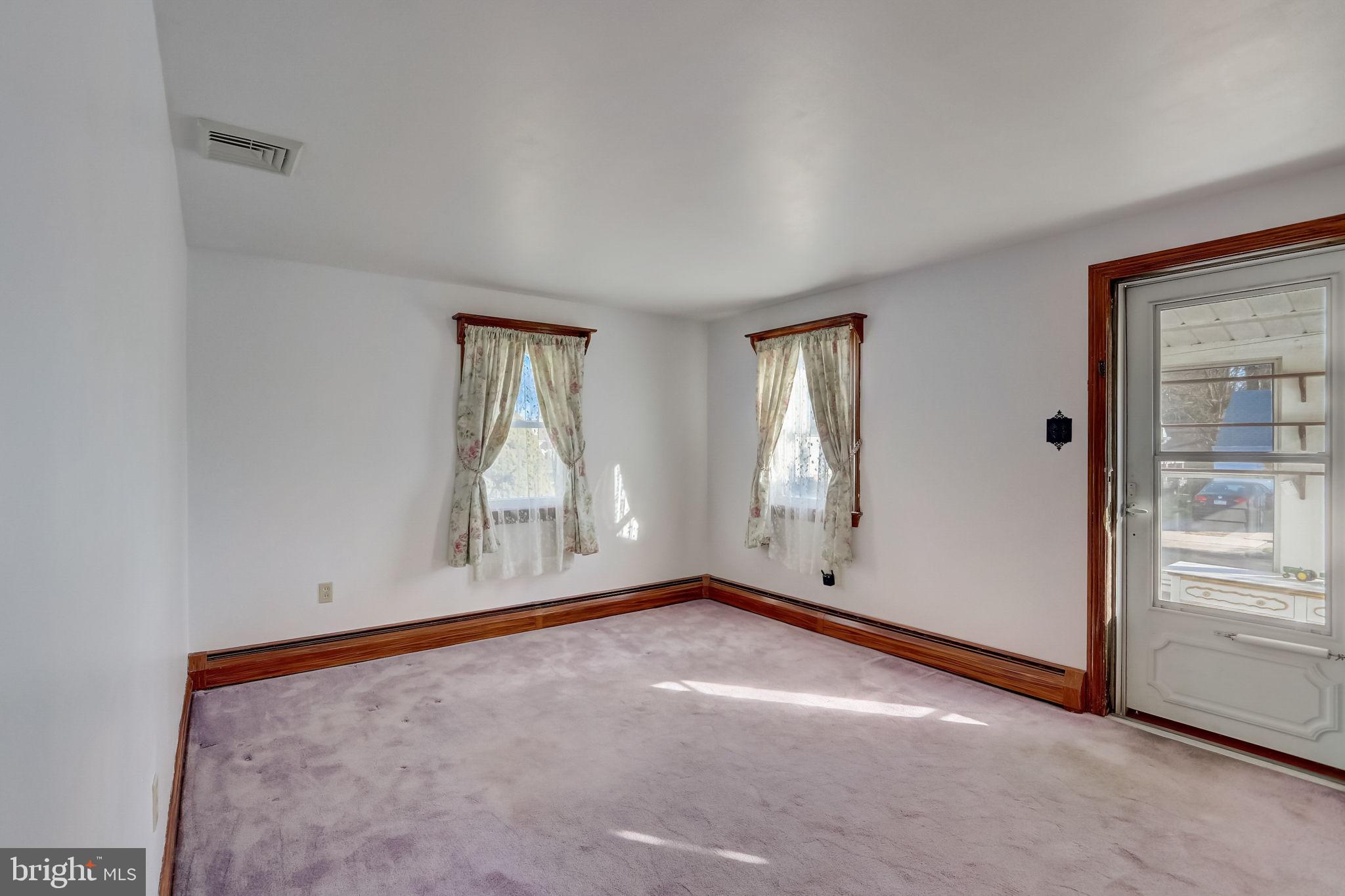 WASHINGTON HGTS - Residential