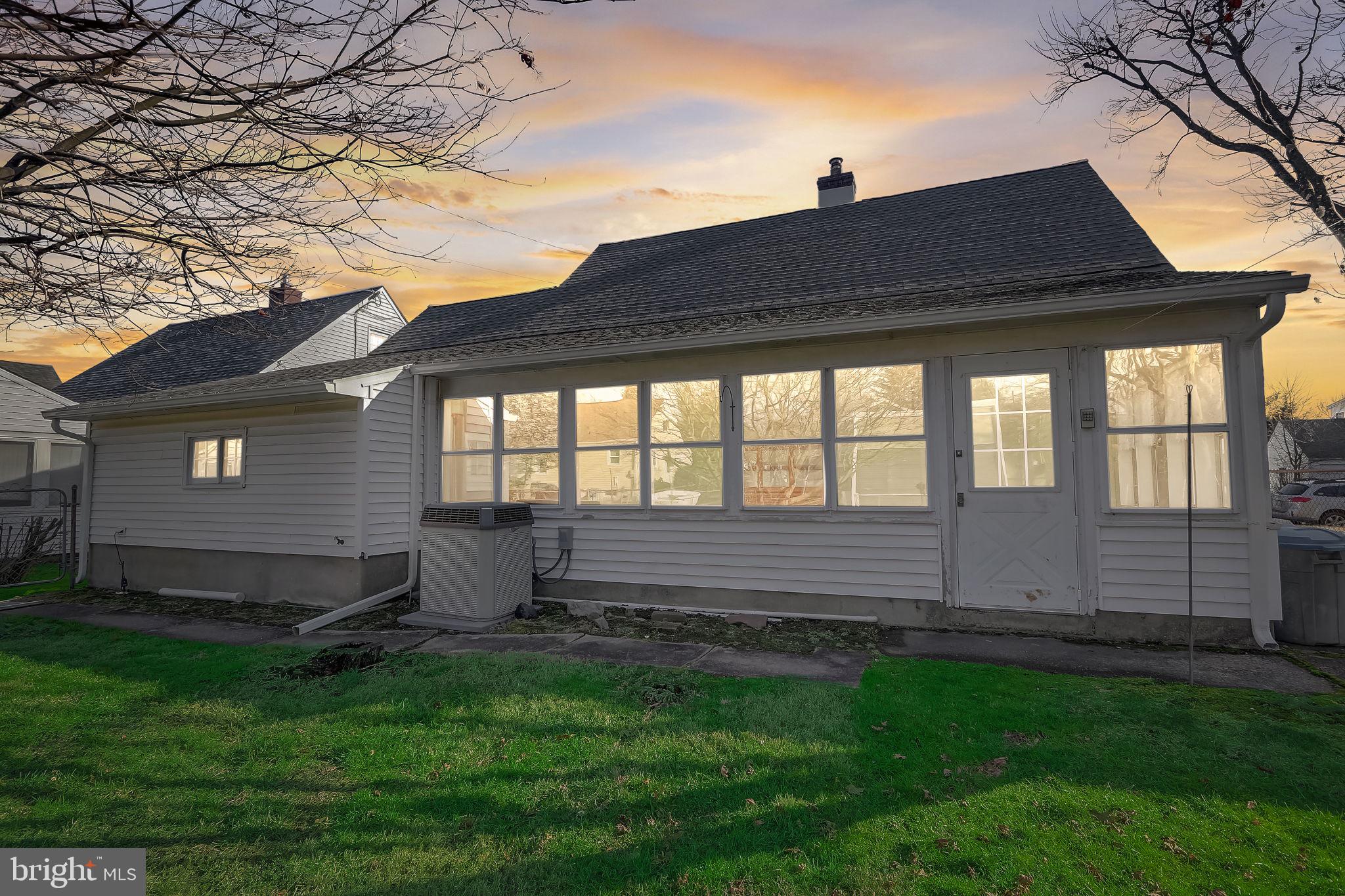 WASHINGTON HGTS - Residential