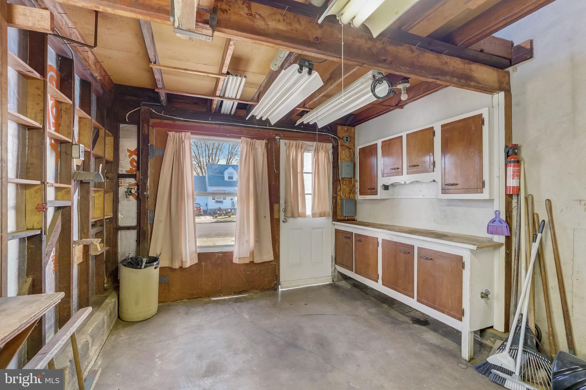 WASHINGTON HGTS - Residential