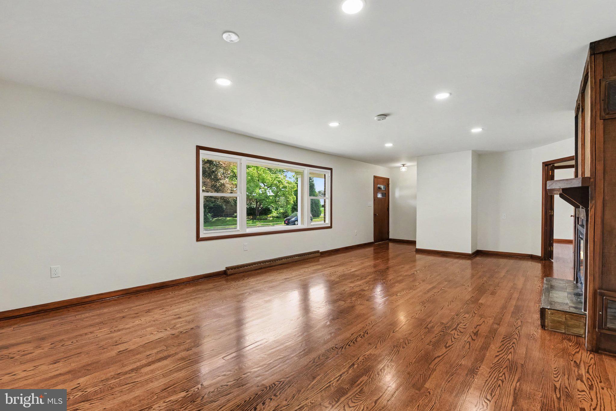 604 HILLCREST ROAD