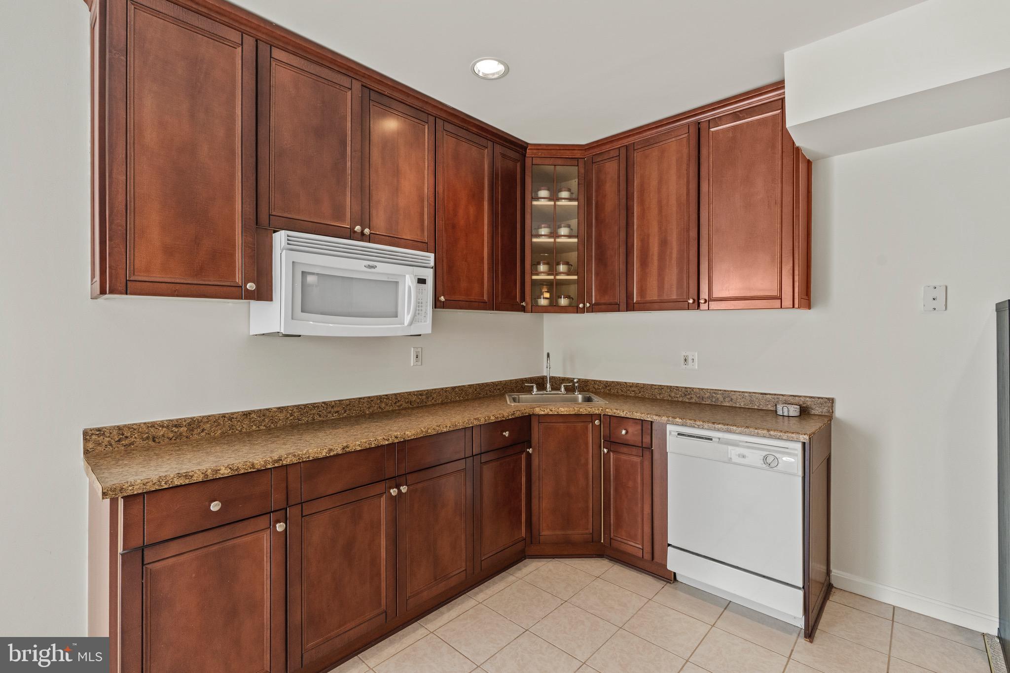 LAUREL HILL LANDBAY - Residential