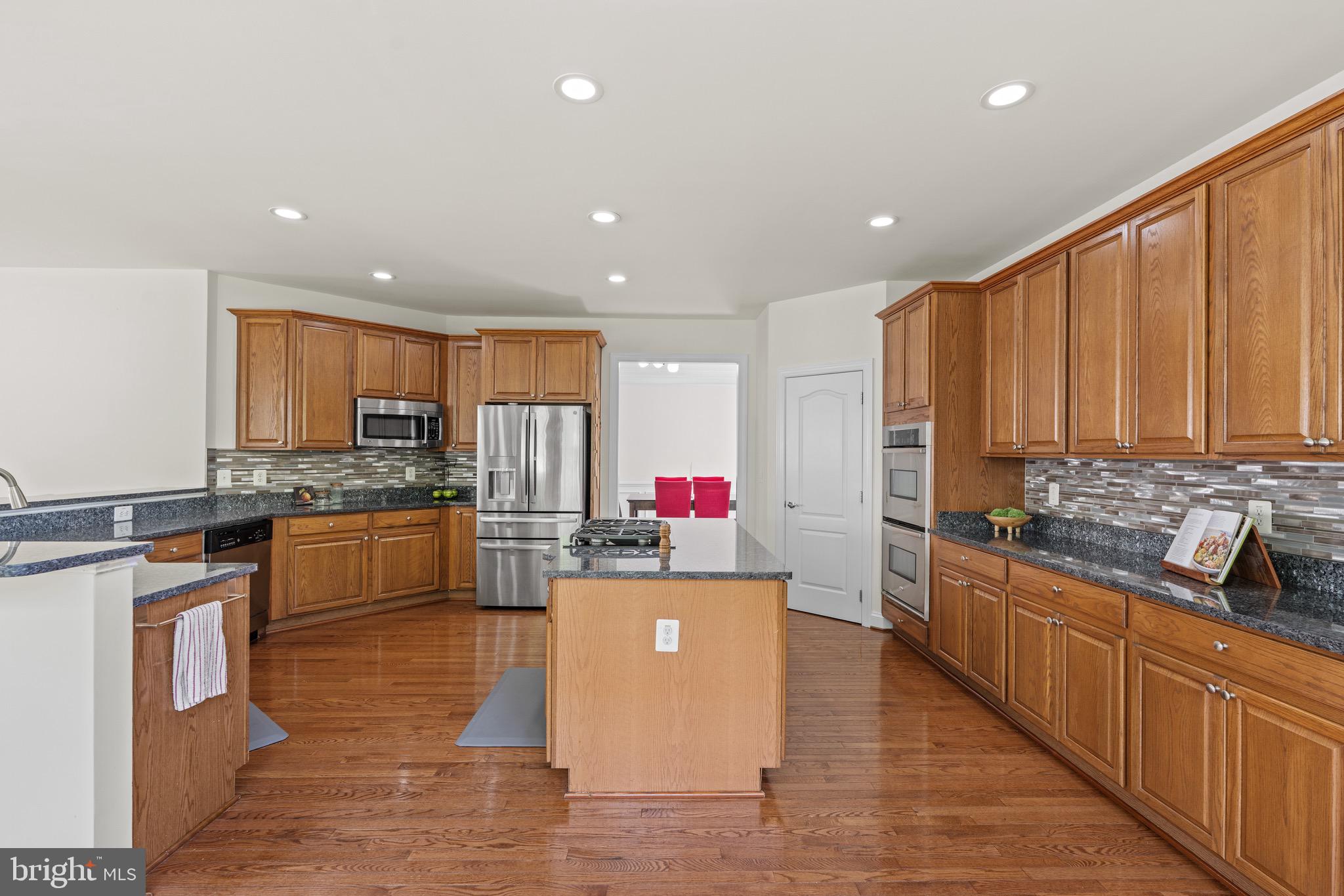 LAUREL HILL LANDBAY - Residential