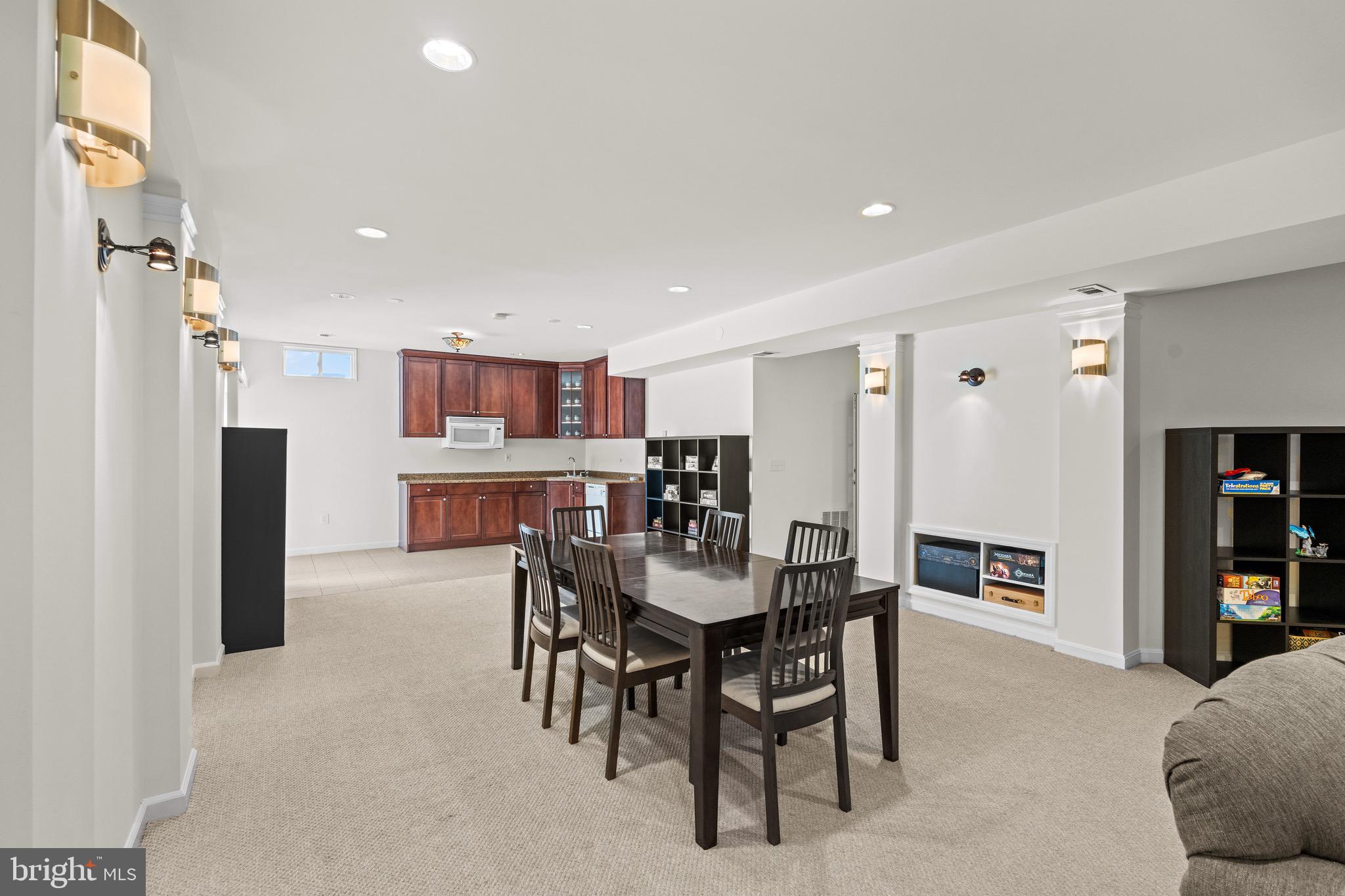 LAUREL HILL LANDBAY - Residential