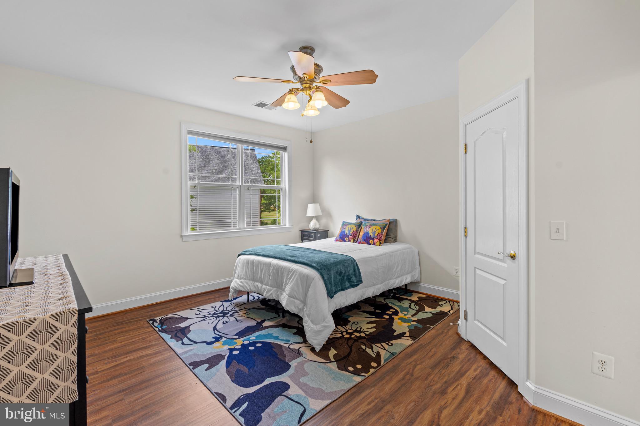 LAUREL HILL LANDBAY - Residential