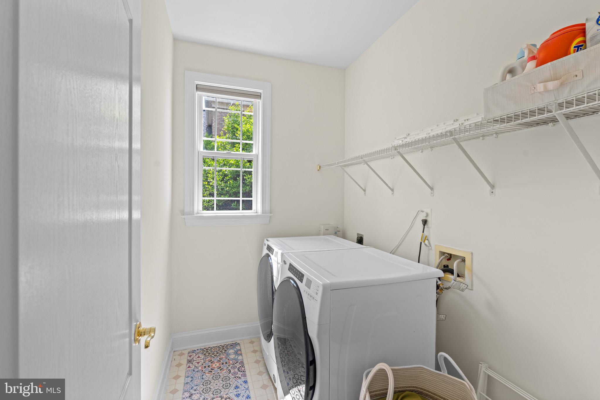 LAUREL HILL LANDBAY - Residential