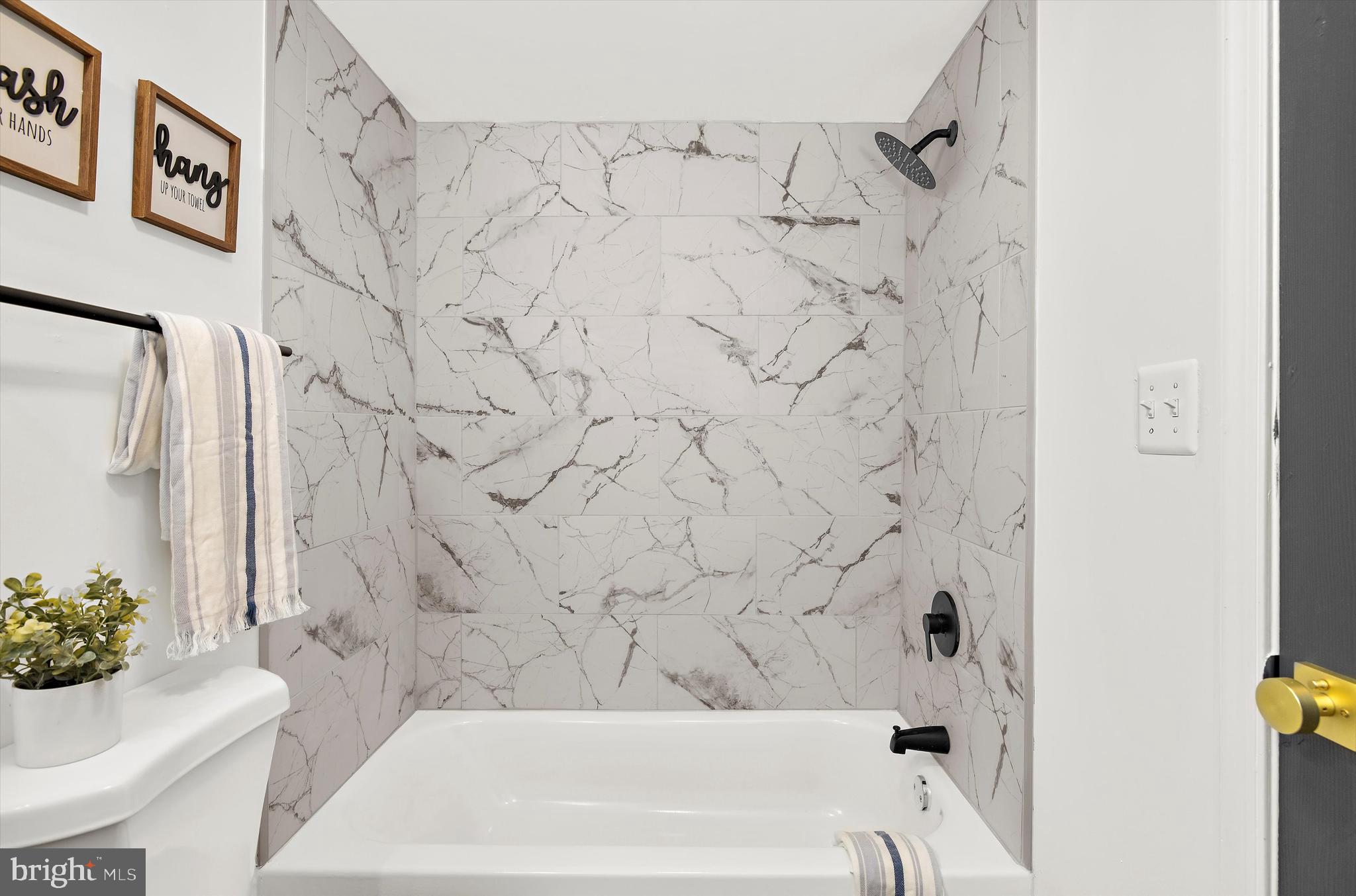 RIPPLEWOOD - Residential