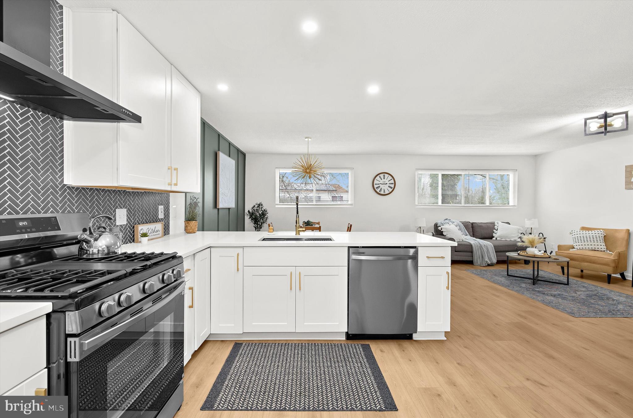 RIPPLEWOOD - Residential