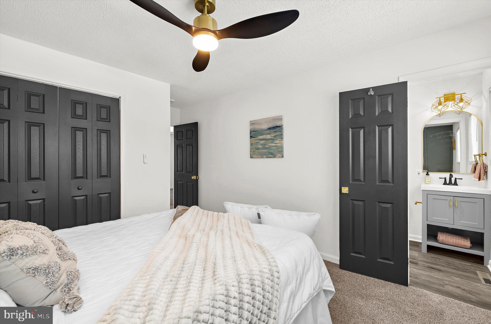 RIPPLEWOOD - Residential