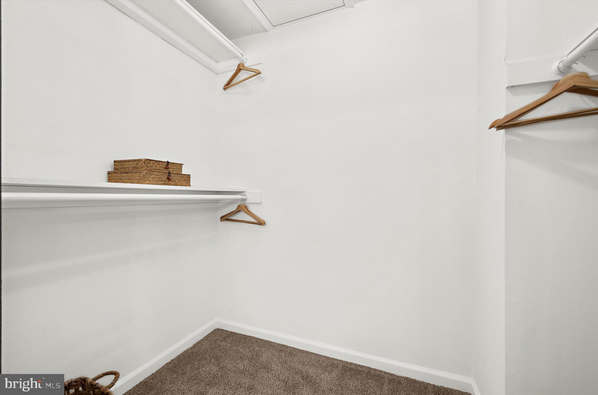 RIPPLEWOOD - Residential