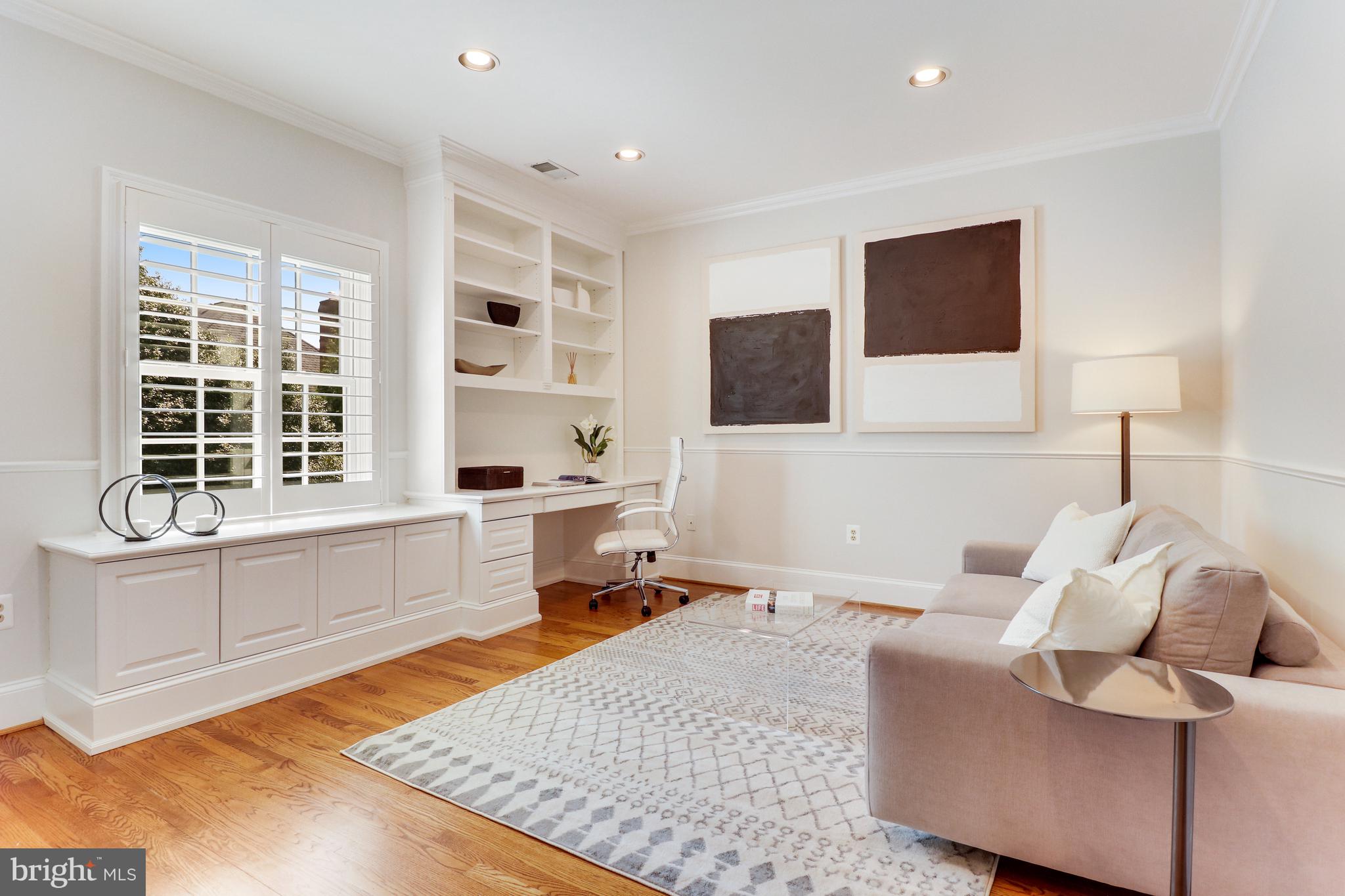 LANGLEY FOREST - Residential