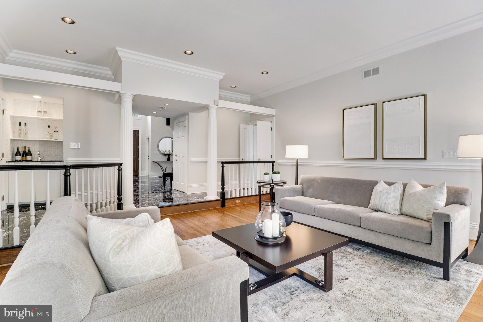 LANGLEY FOREST - Residential