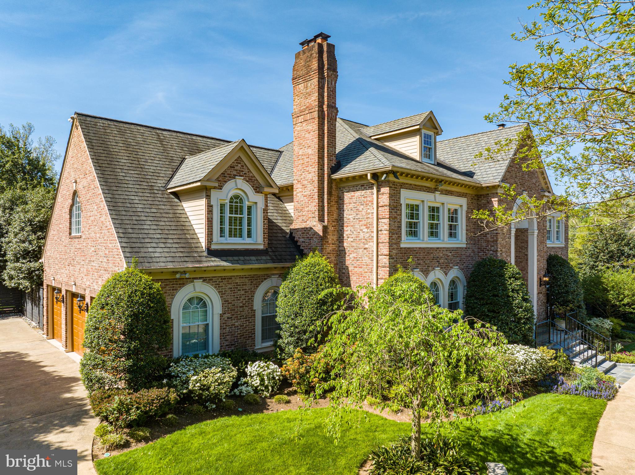 LANGLEY FOREST - Residential