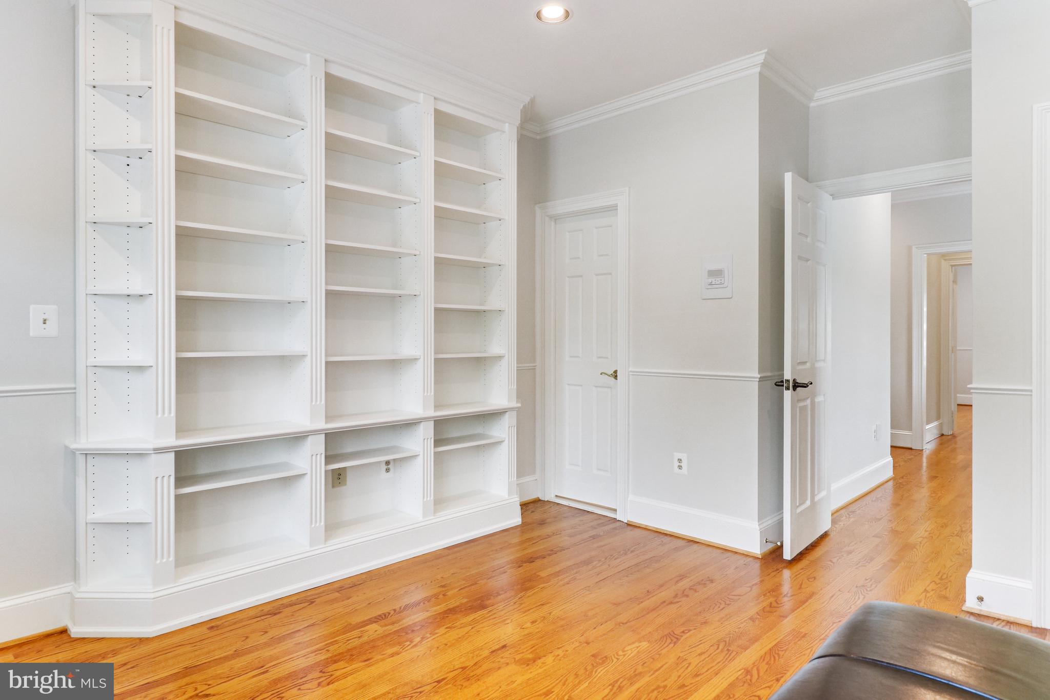 LANGLEY FOREST - Residential