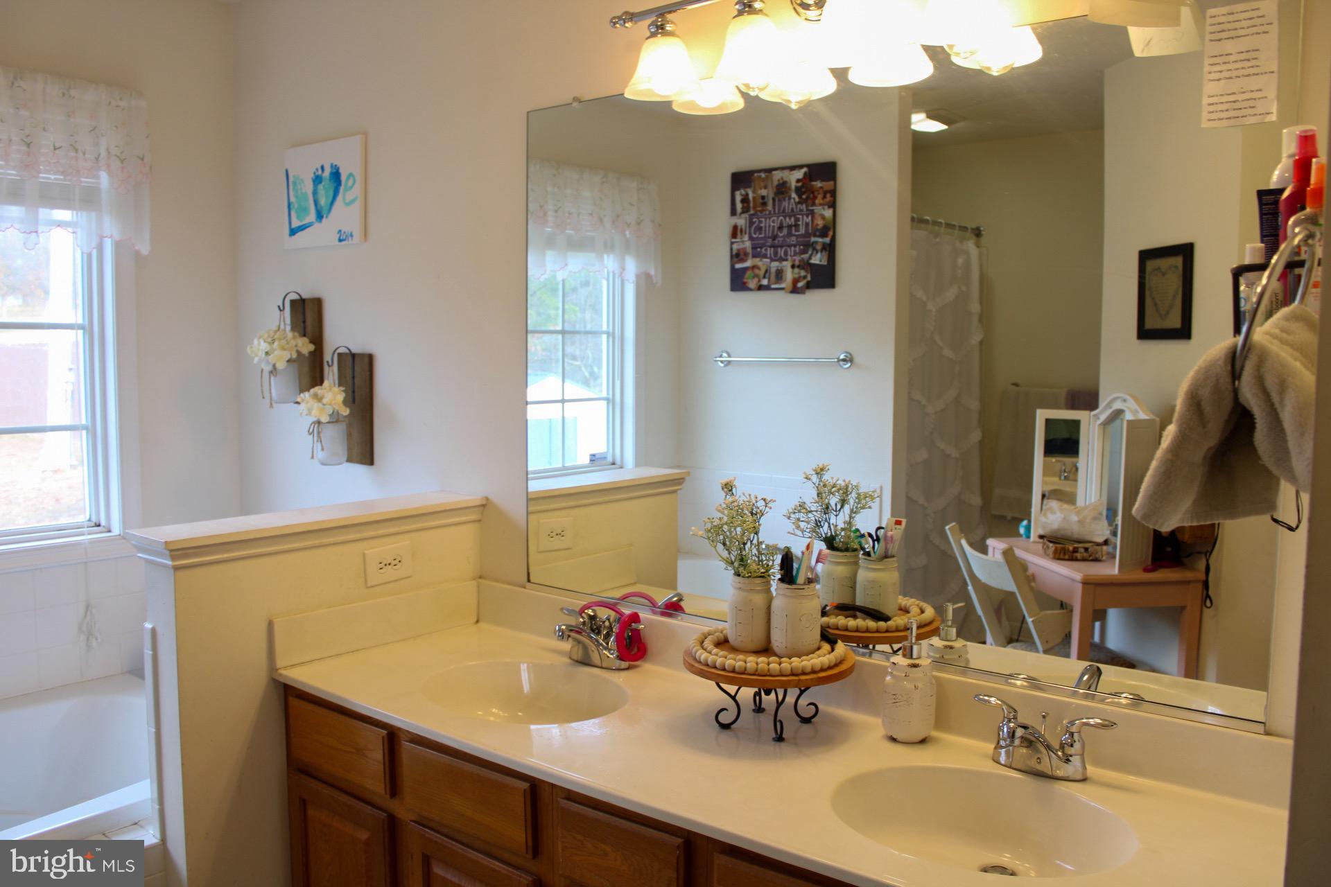 WATERVIEW ESTATES - Residential