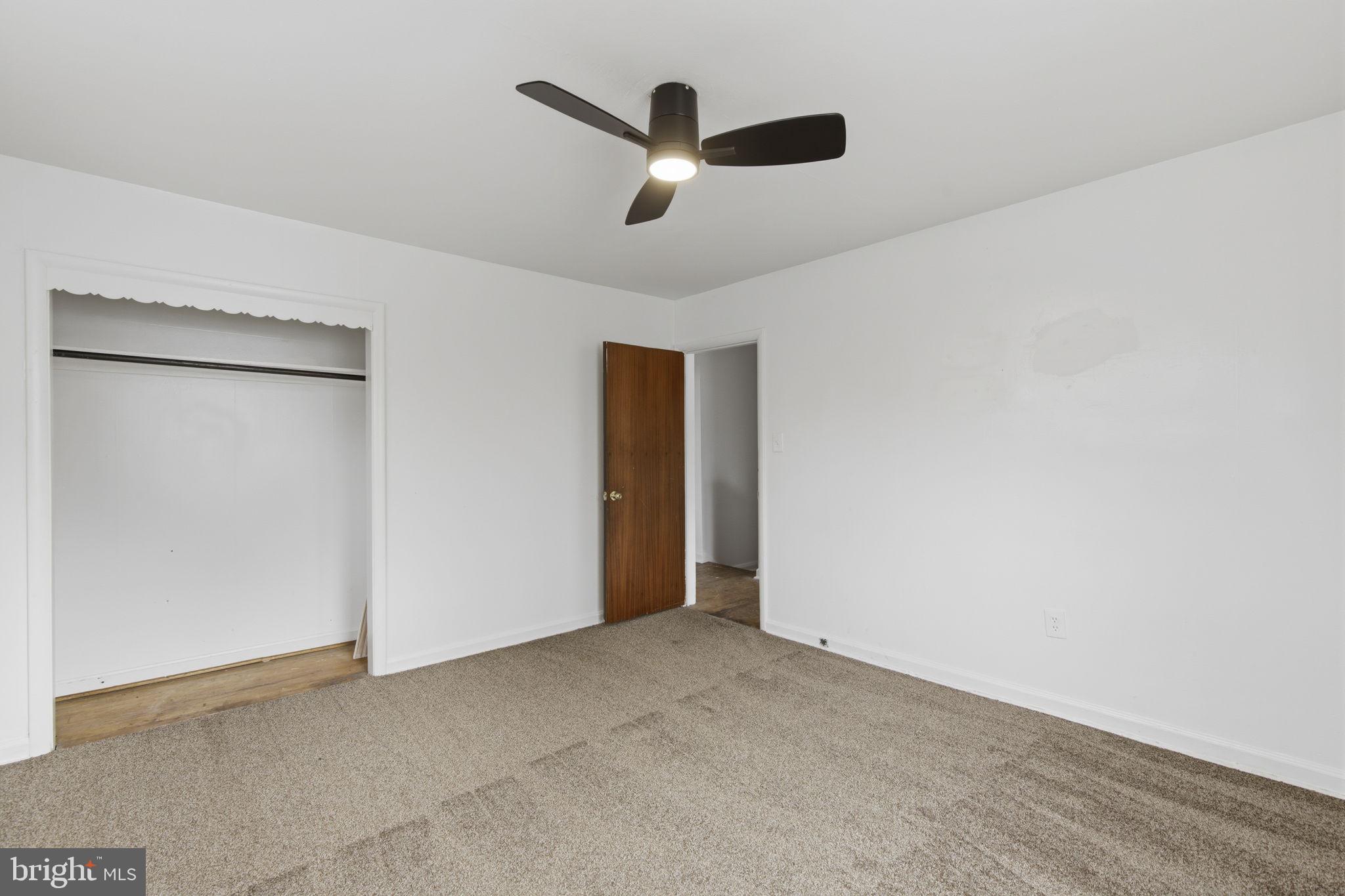 CHINQUAPIN PARK - Residential