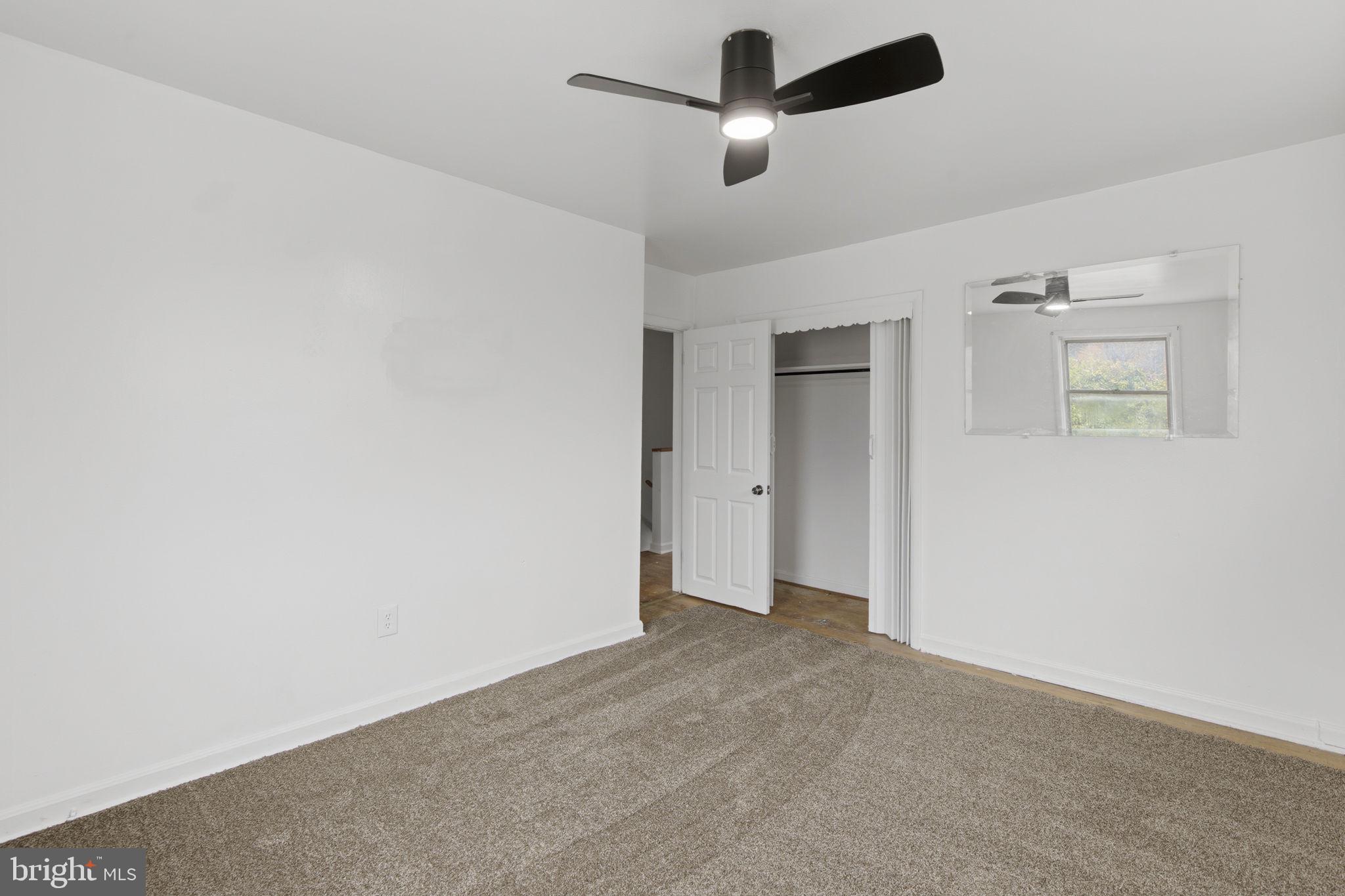 CHINQUAPIN PARK - Residential