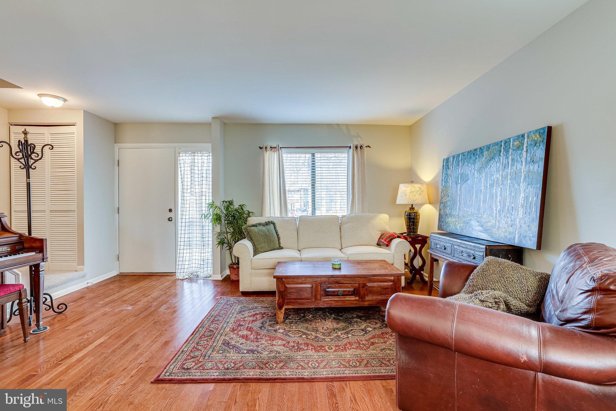 RESTON - Residential