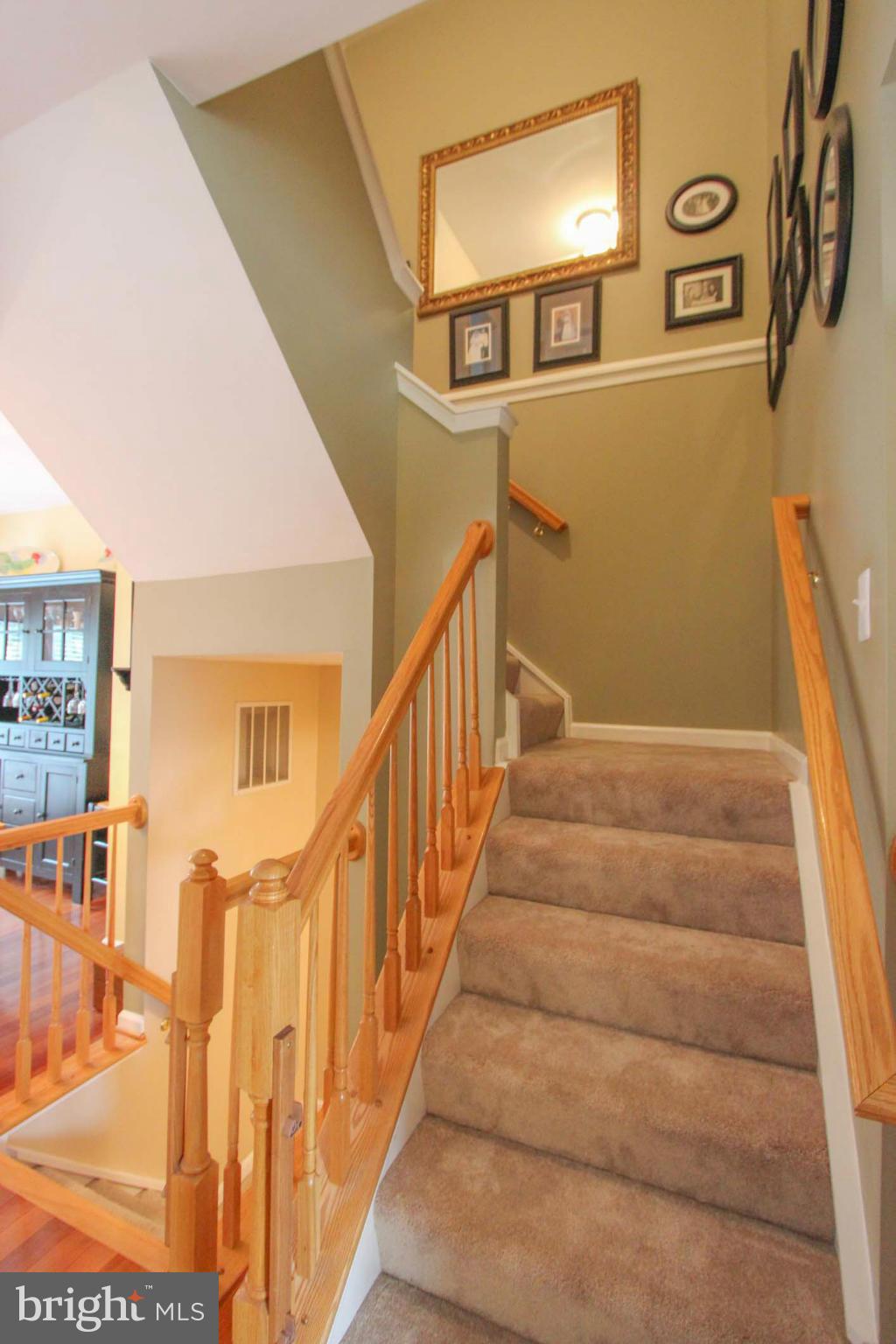 SOUTH RIDING - Residential