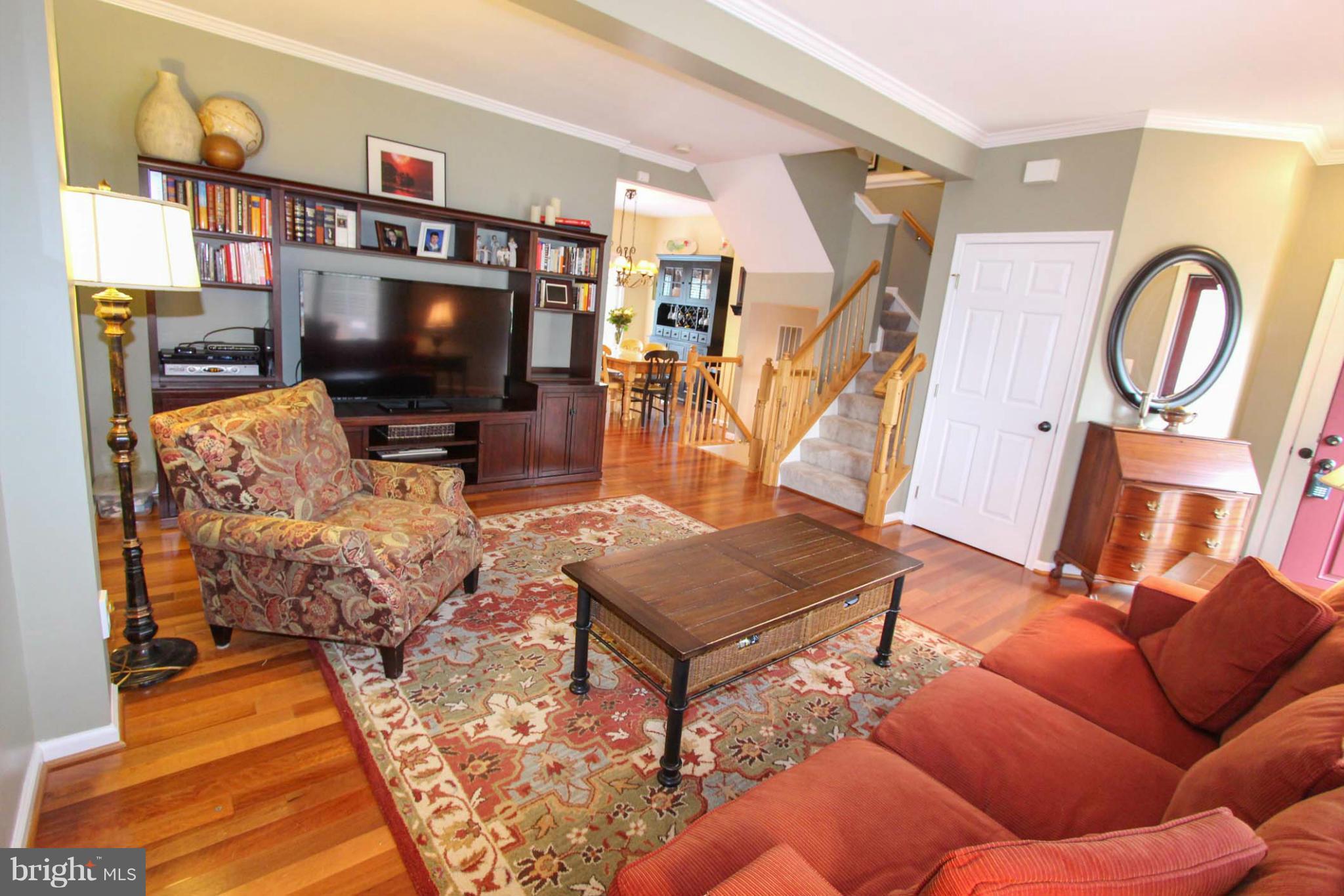SOUTH RIDING - Residential