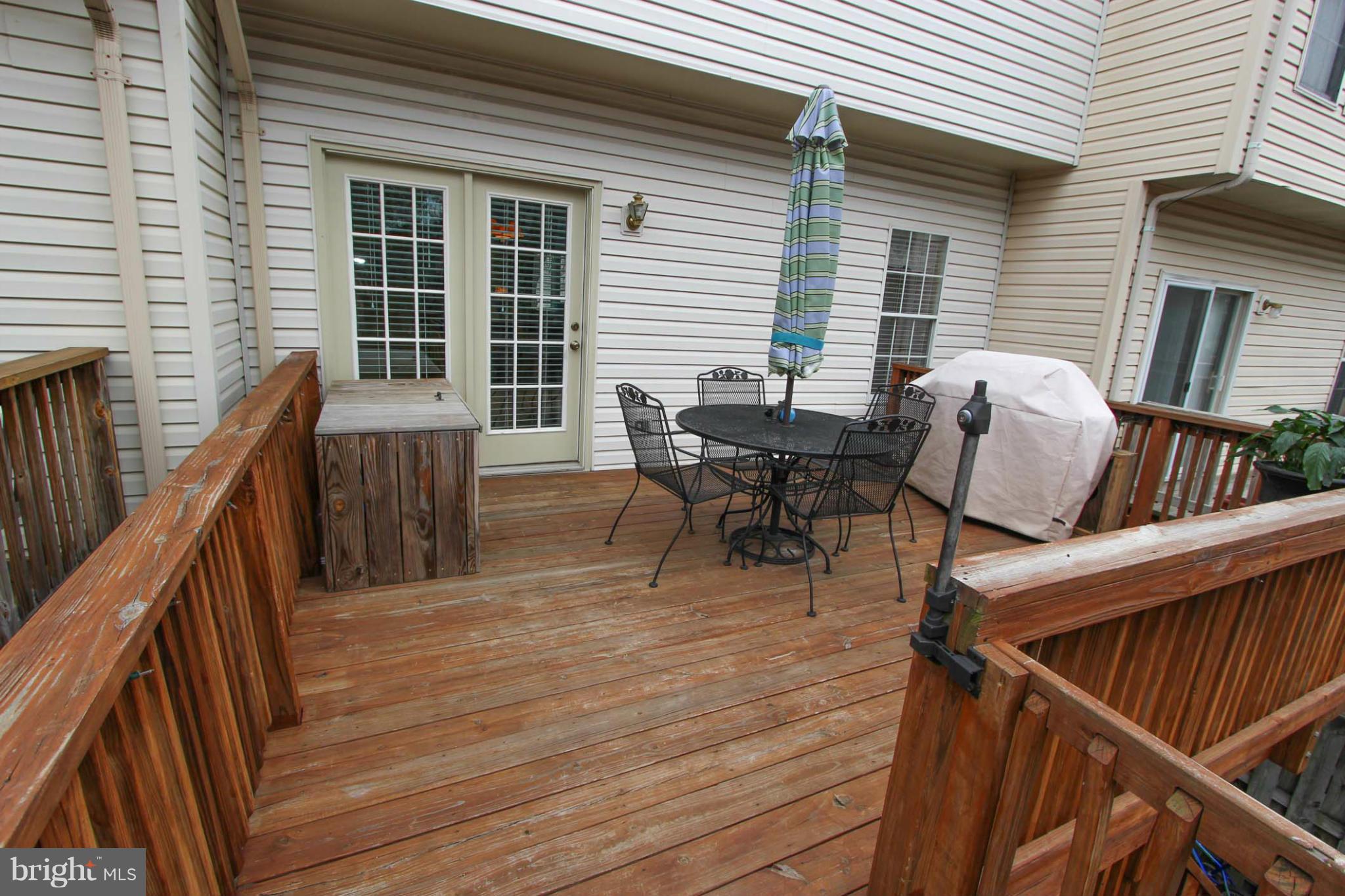 SOUTH RIDING - Residential
