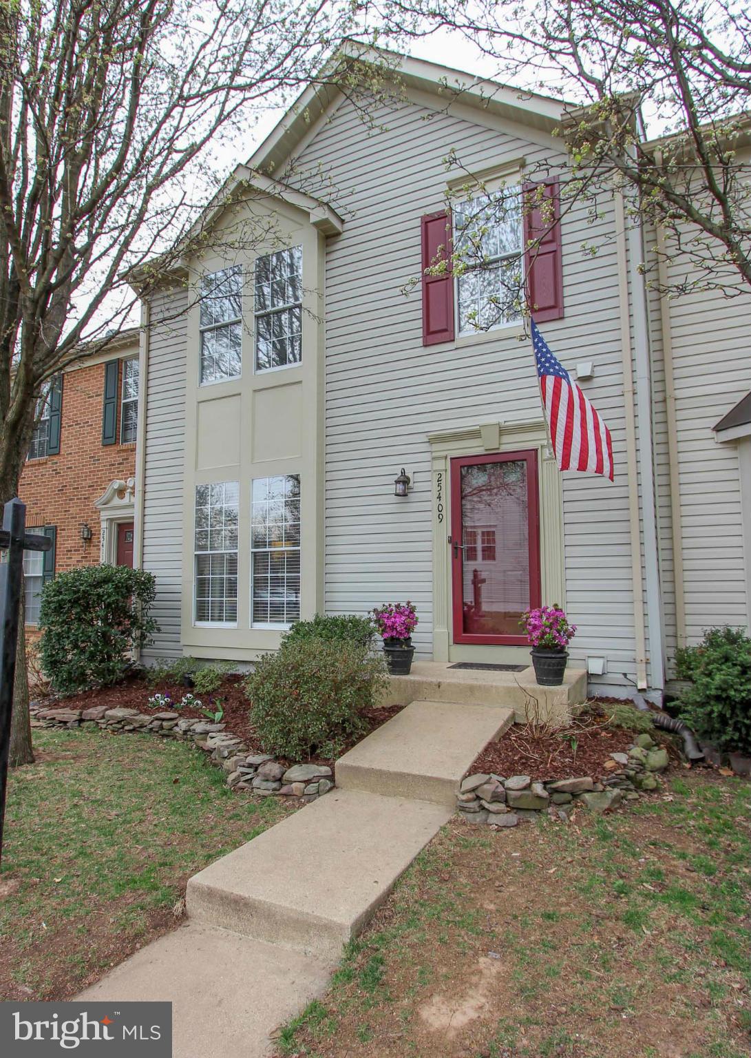 SOUTH RIDING - Residential