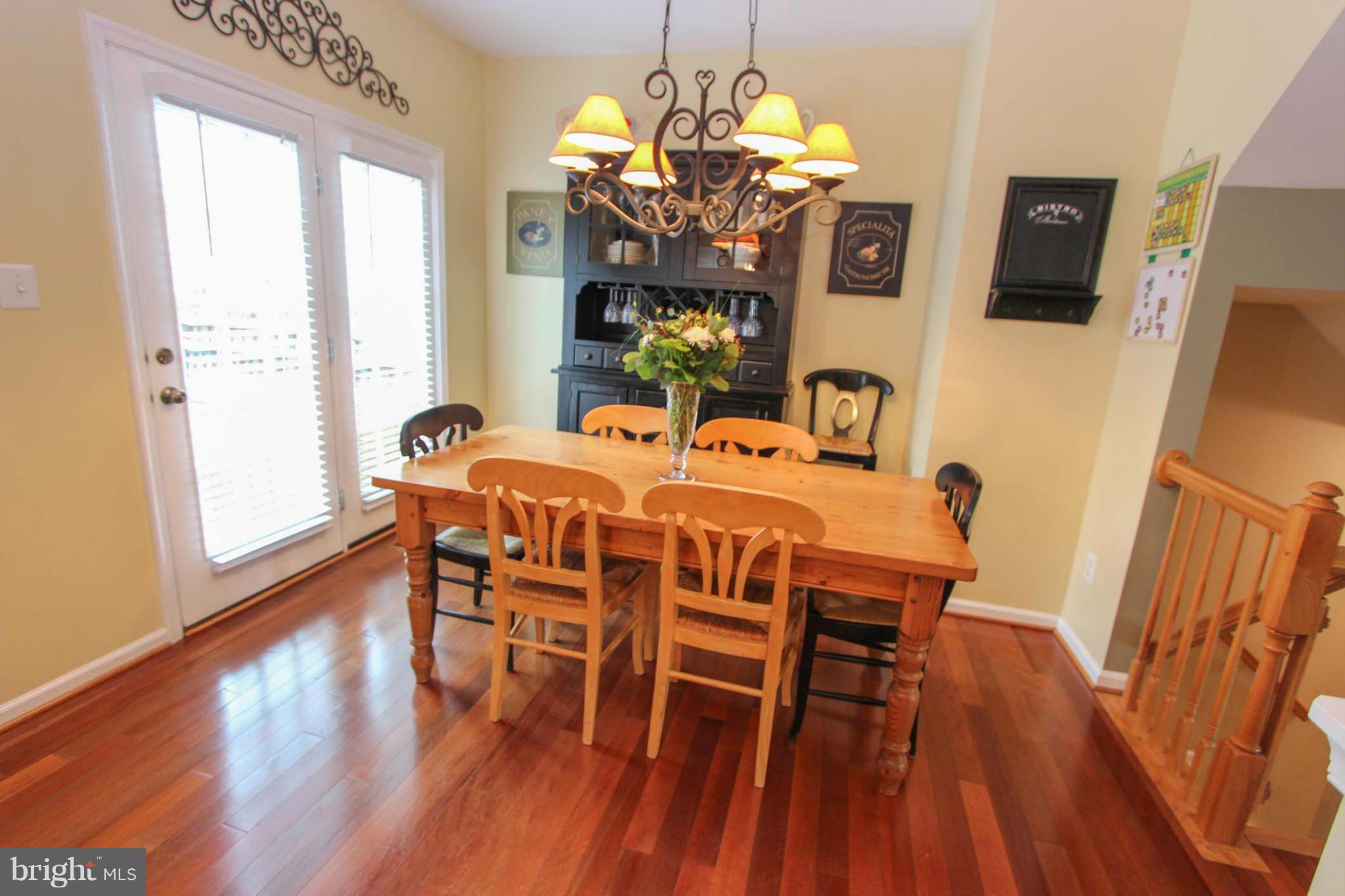 SOUTH RIDING - Residential