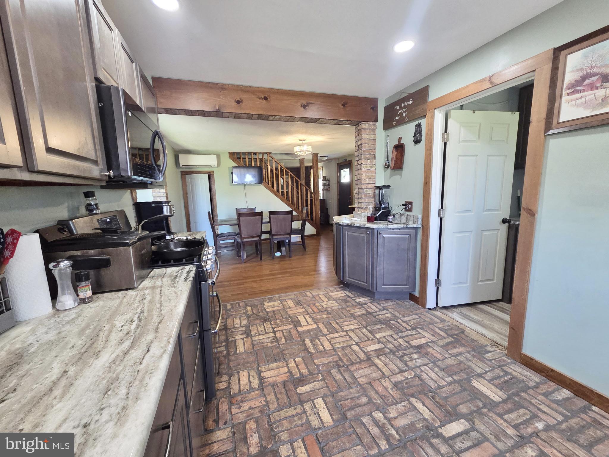 RHODESDALE - Residential