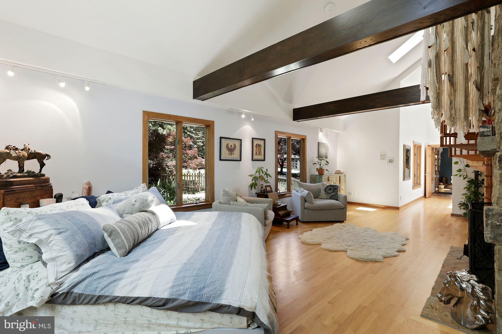 CREST LANDING - Residential