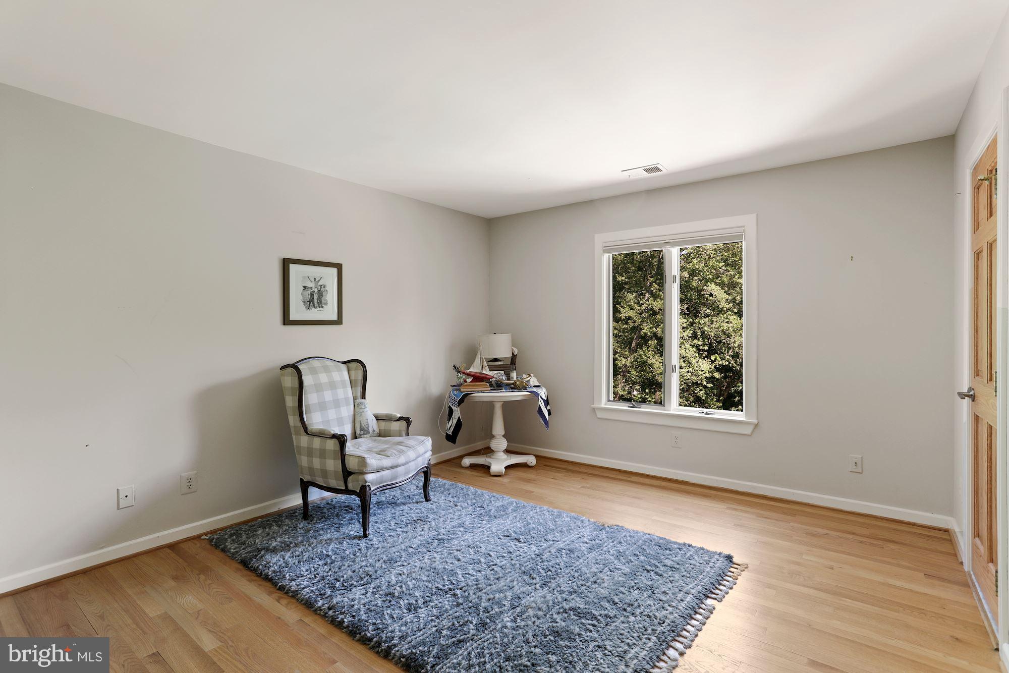 CREST LANDING - Residential