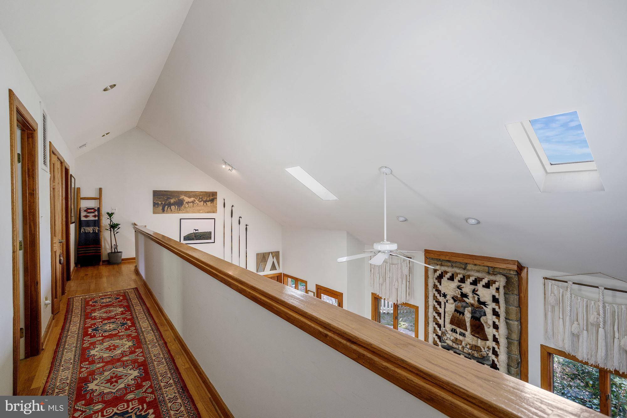 CREST LANDING - Residential