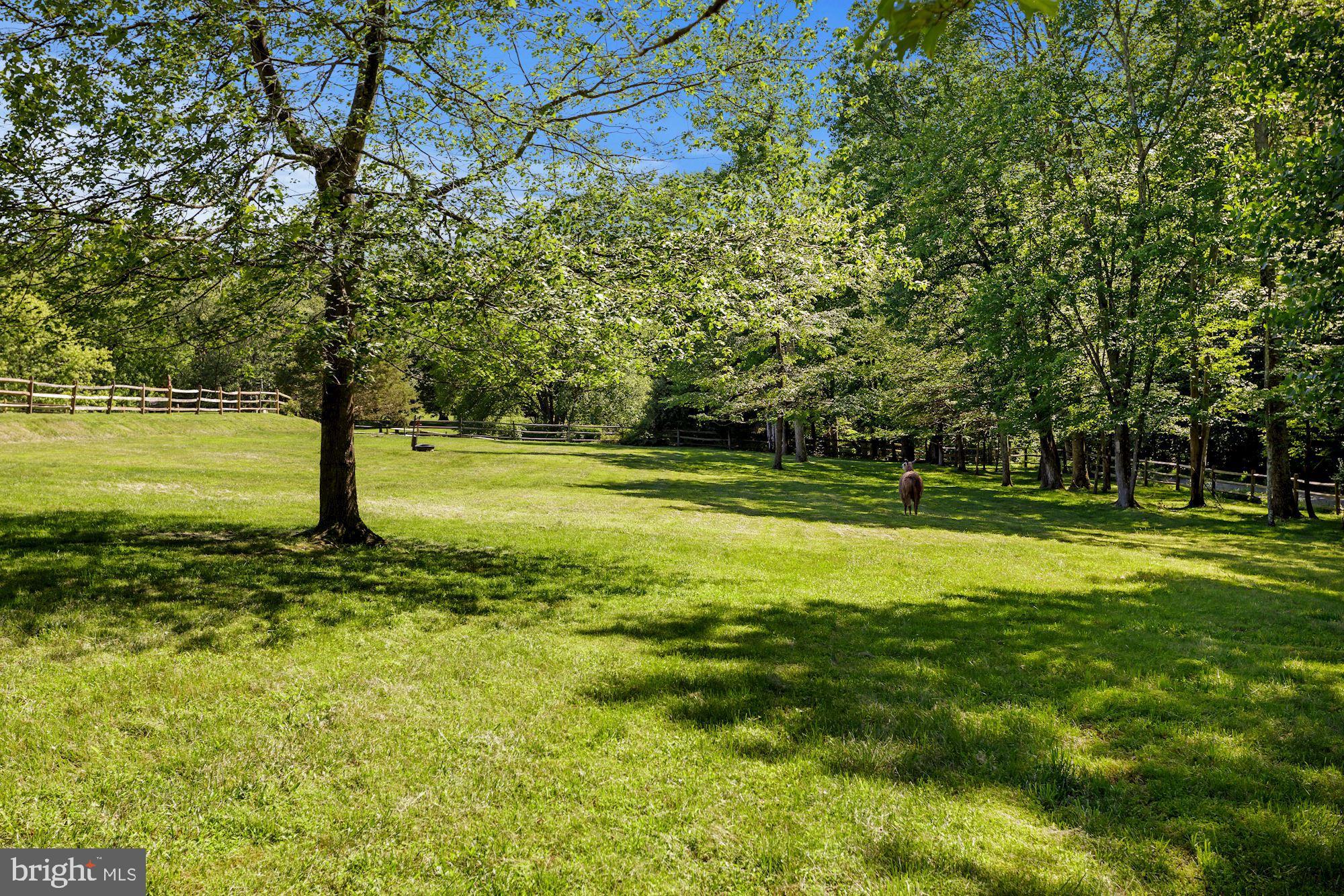 CREST LANDING - Residential