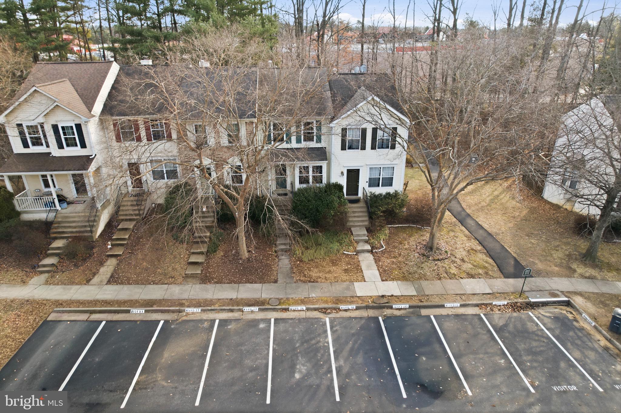 CENTREVILLE GREEN - Residential