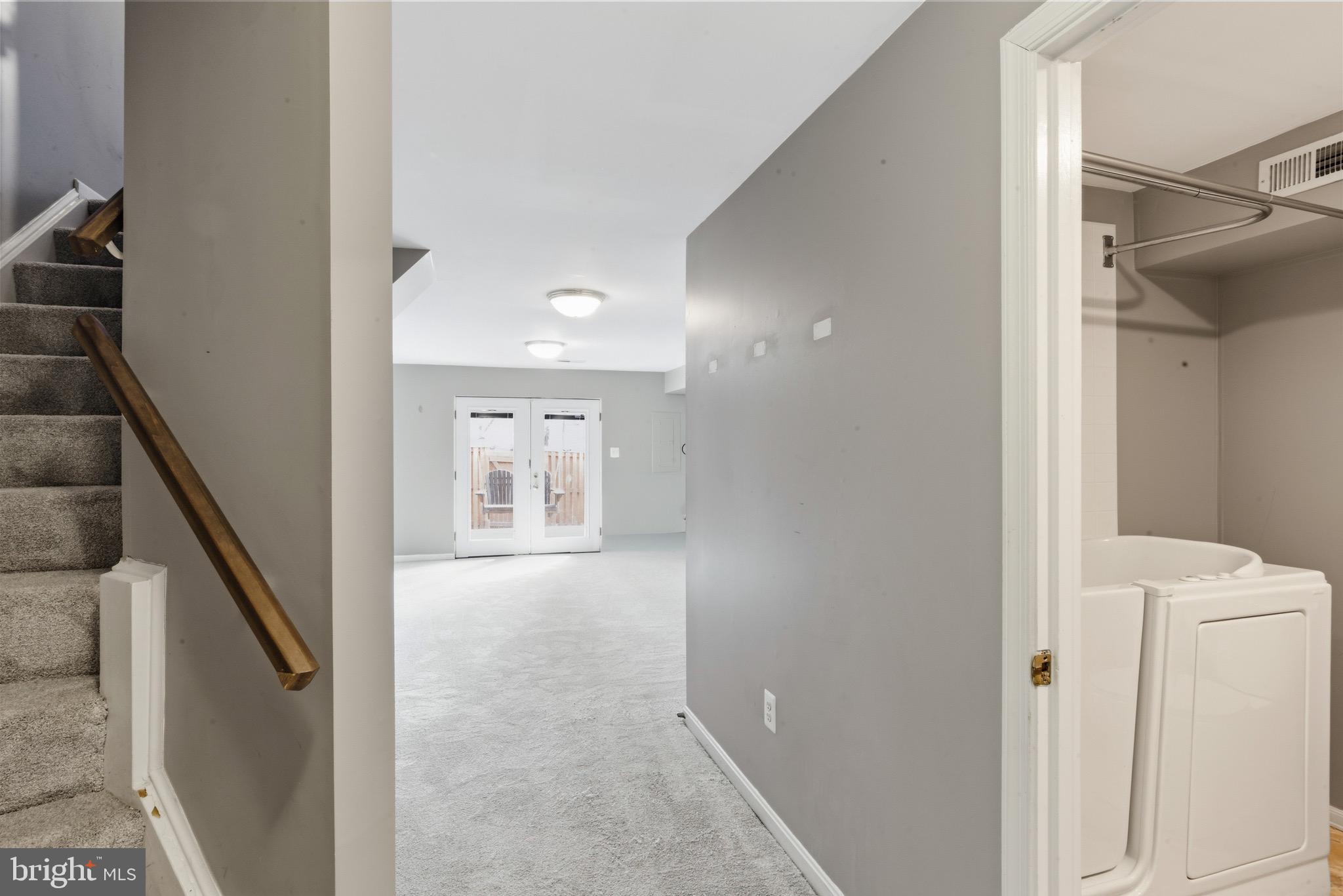 CENTREVILLE GREEN - Residential