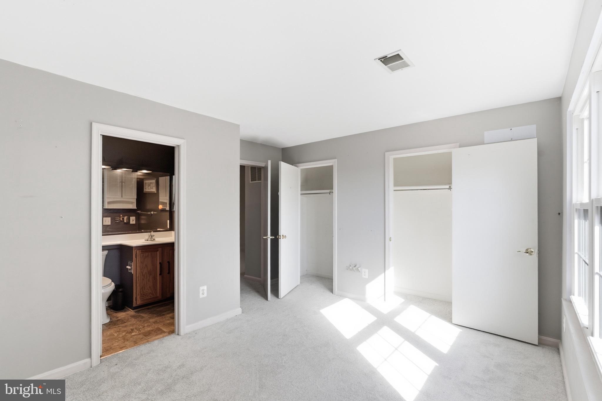 CENTREVILLE GREEN - Residential