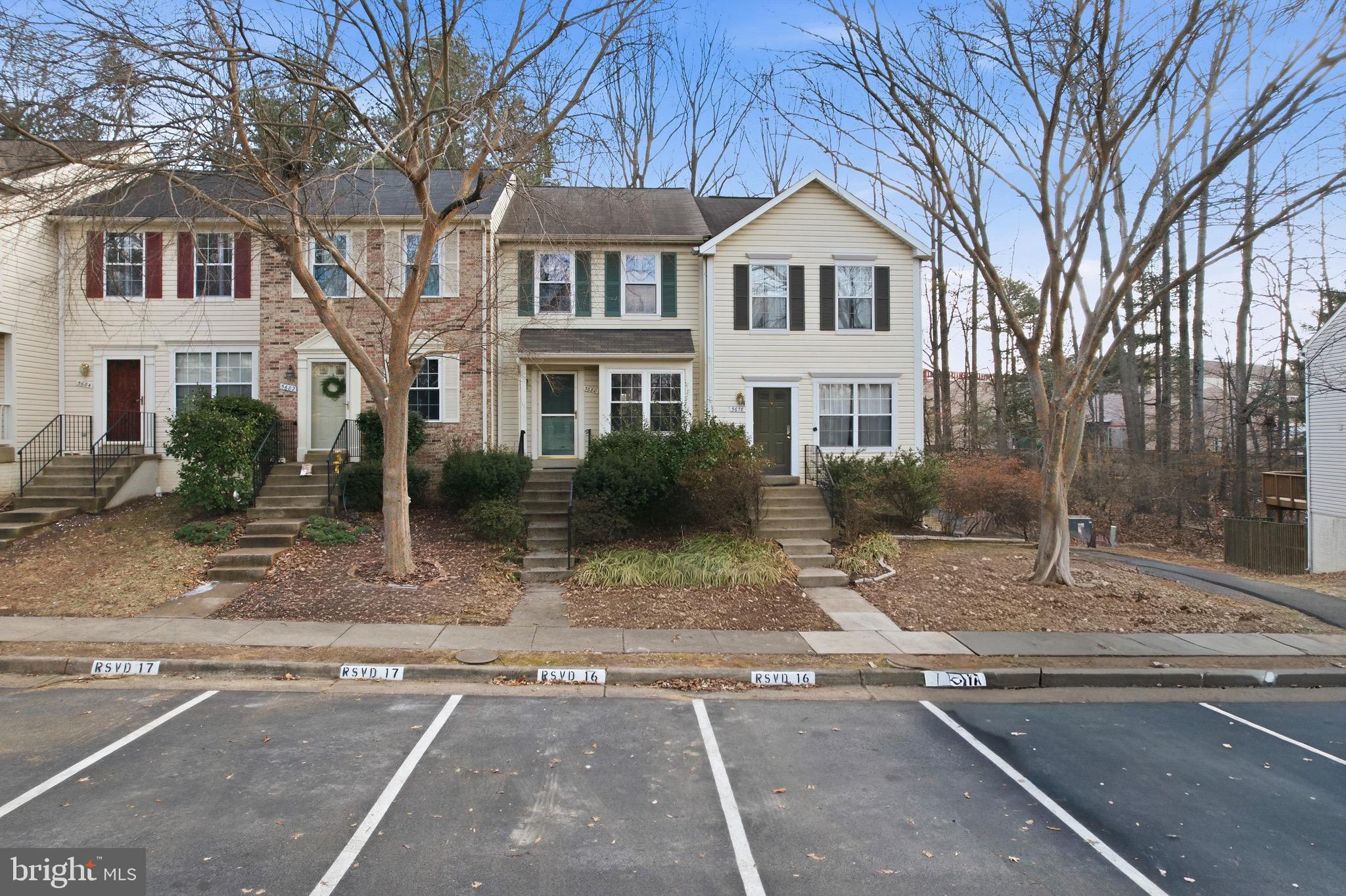 CENTREVILLE GREEN - Residential