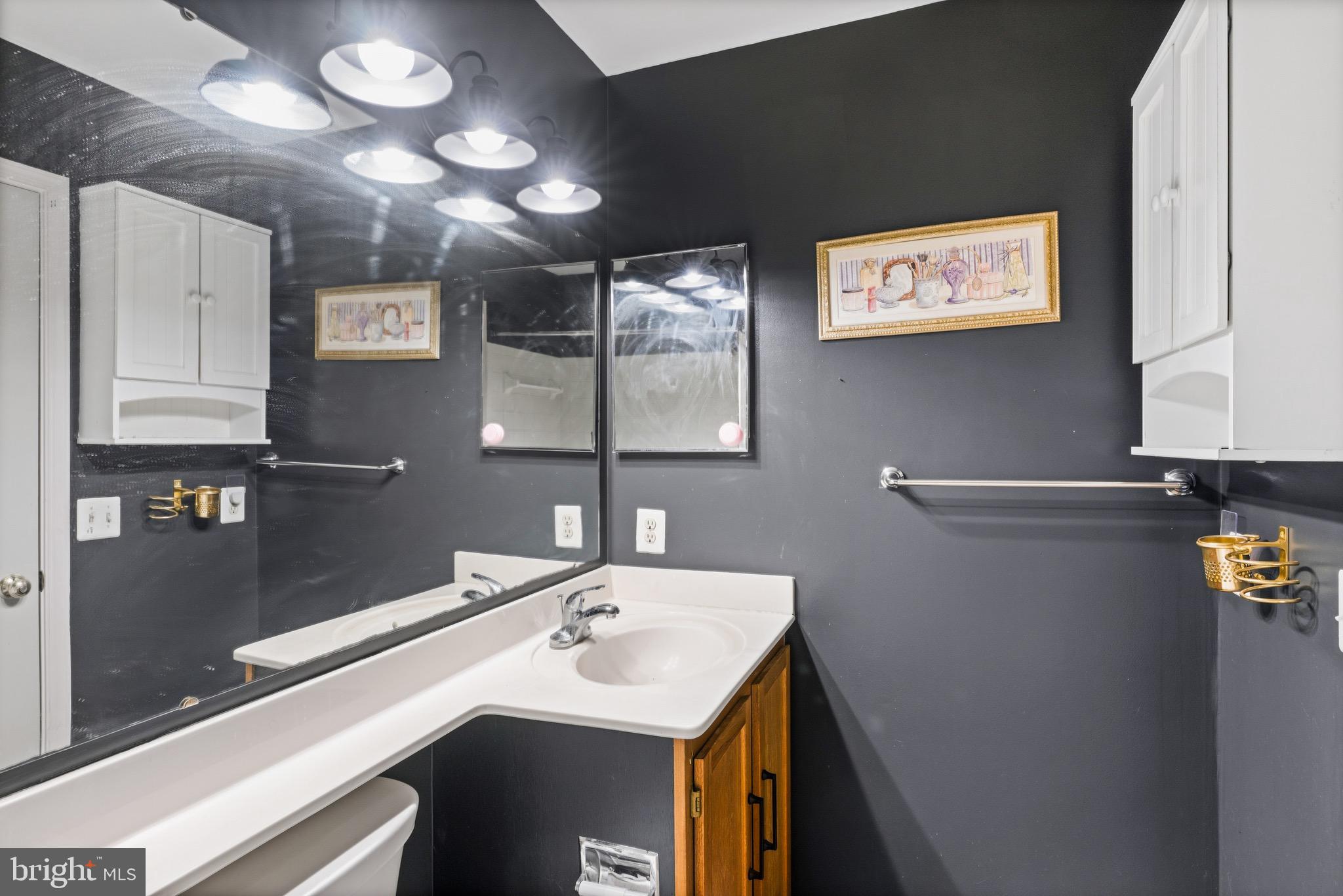 CENTREVILLE GREEN - Residential