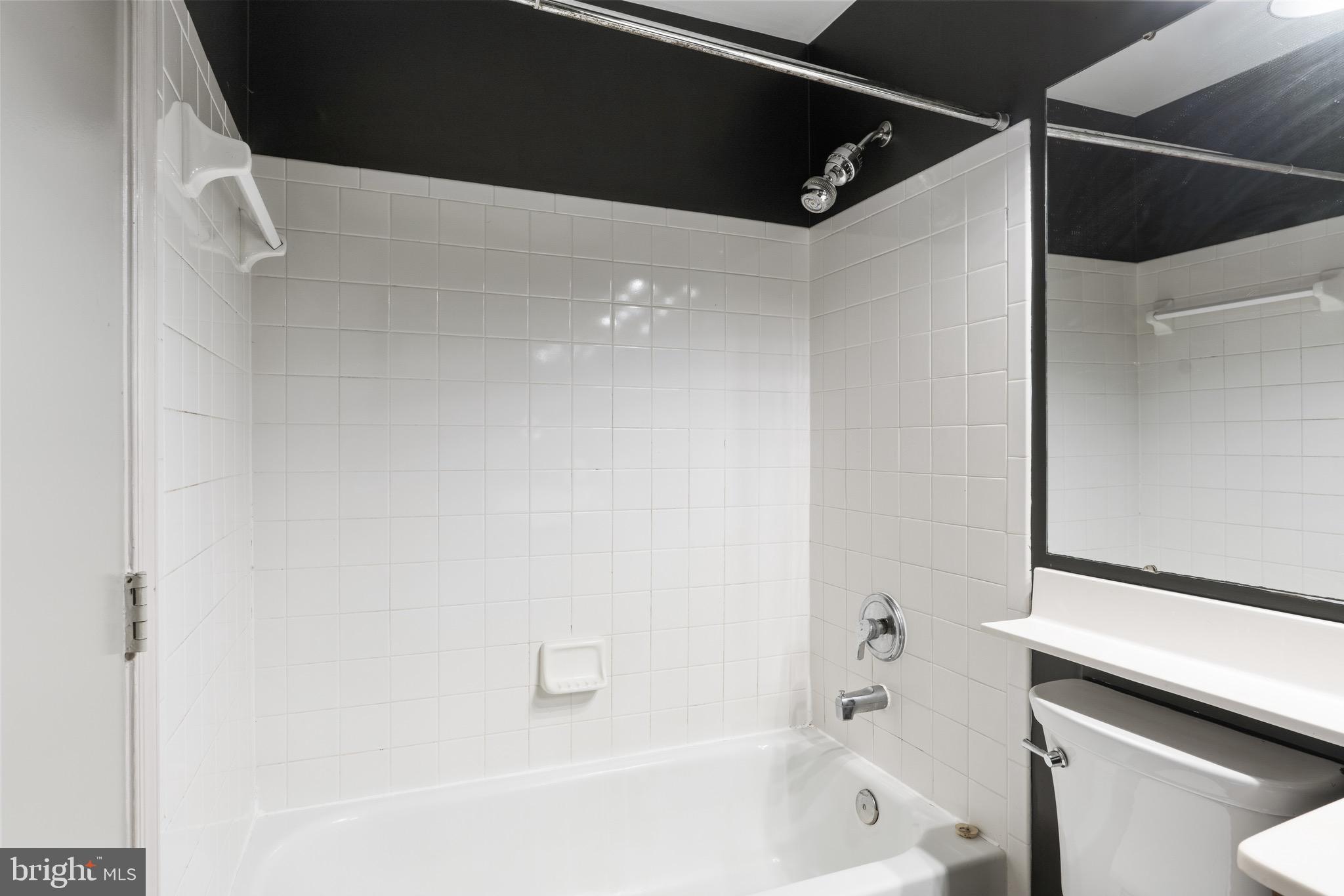 CENTREVILLE GREEN - Residential