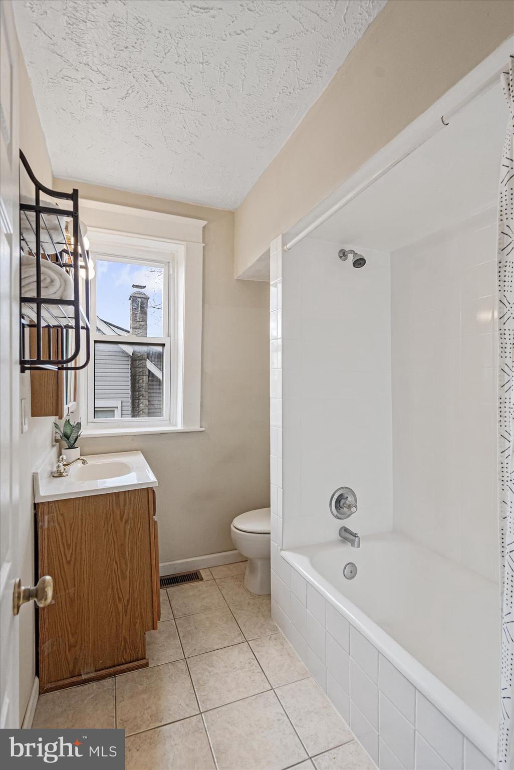 WILSON HEIGHTS - Residential