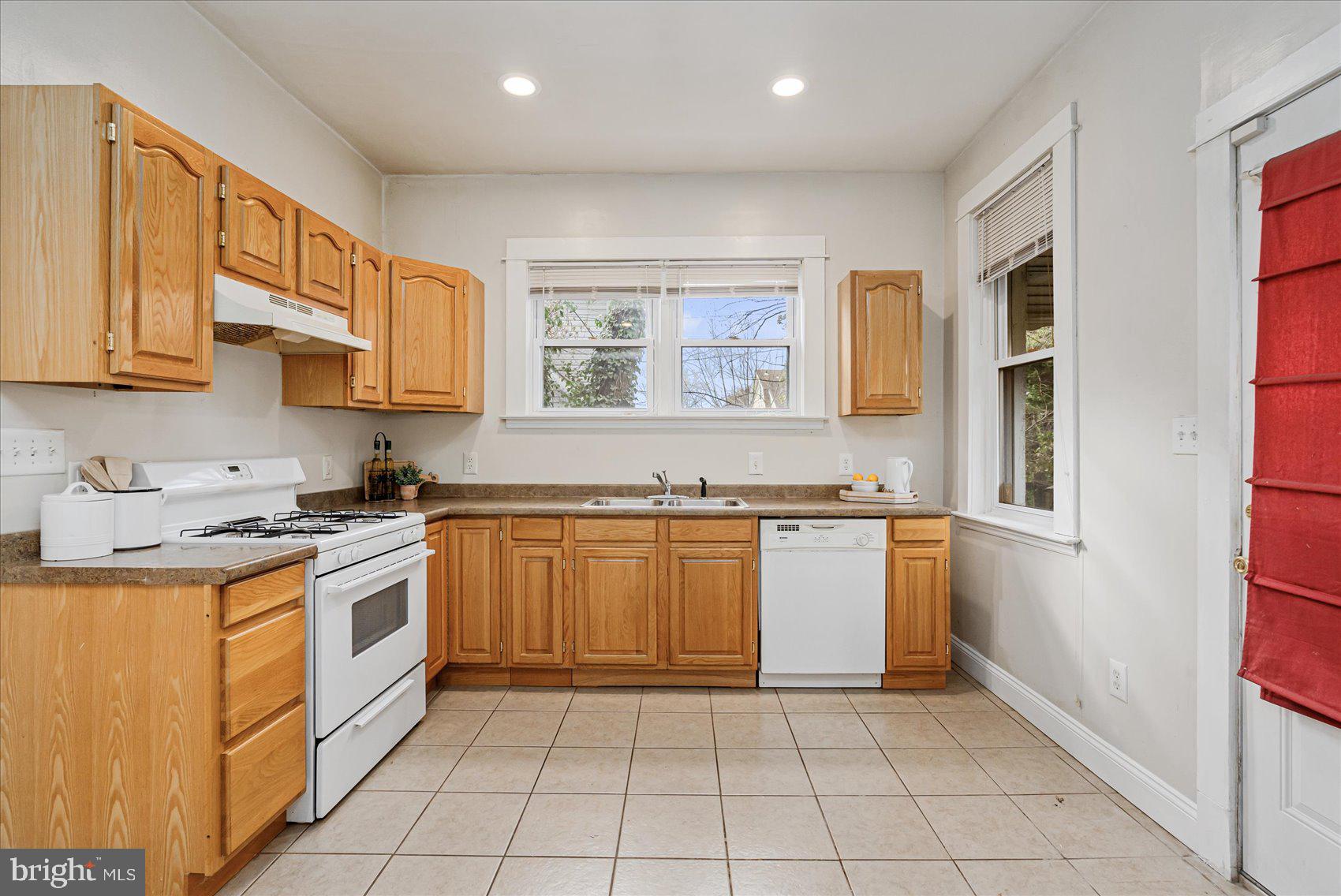 WILSON HEIGHTS - Residential