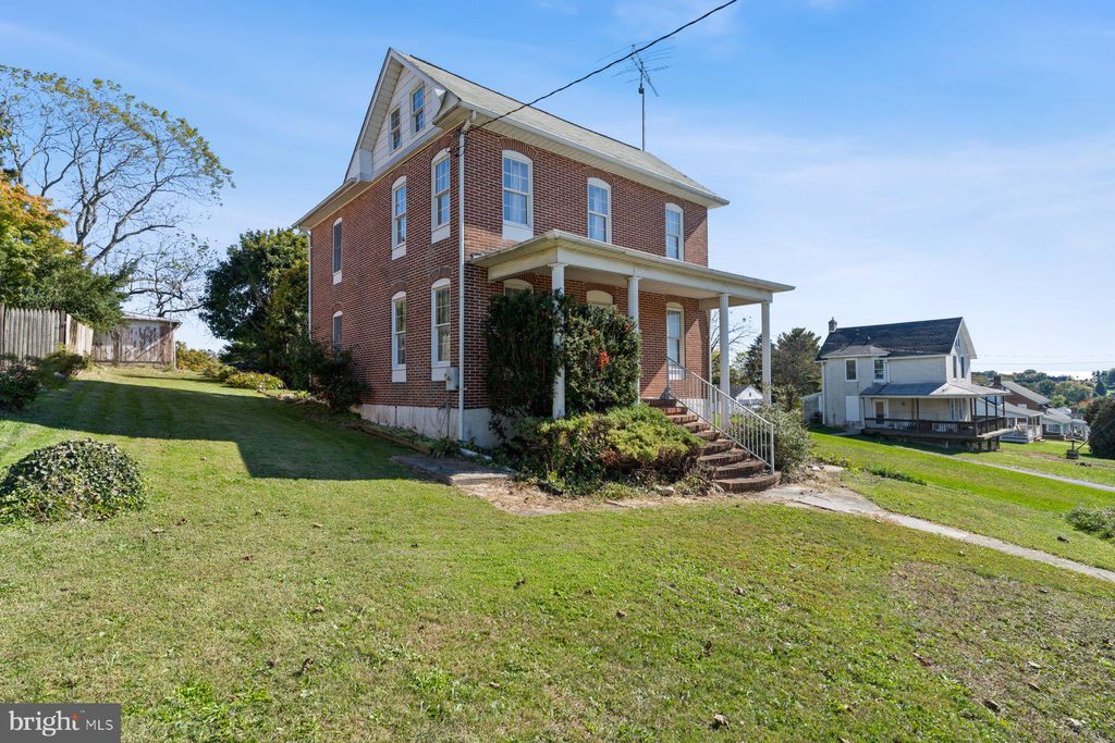 Photo of 2943 Main Street, MANCHESTER, MD 21102 (MLS # MDCR2030236)