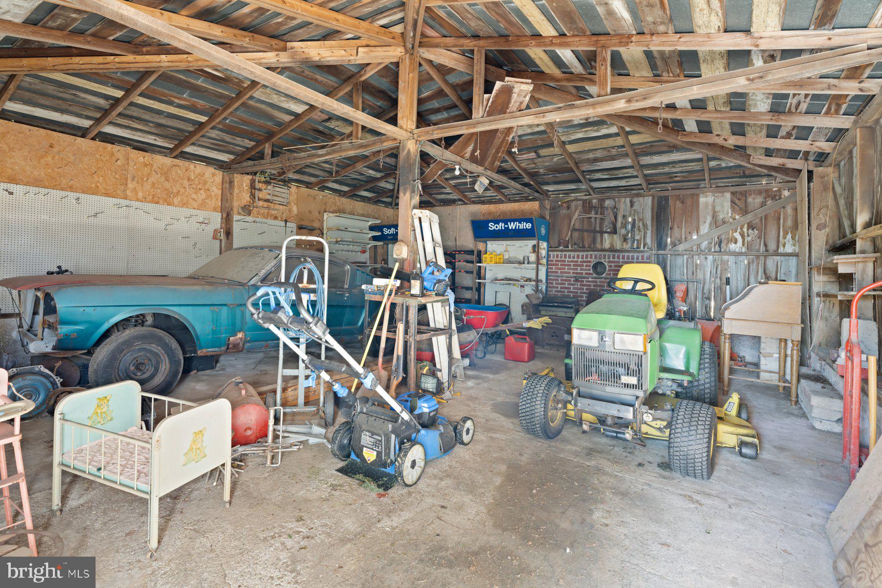 MANCHESTER ELECTION DISTRICT - Residential