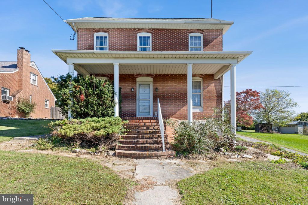 Photo of 2943 Main Street, MANCHESTER, MD 21102 (MLS # MDCR2030236)